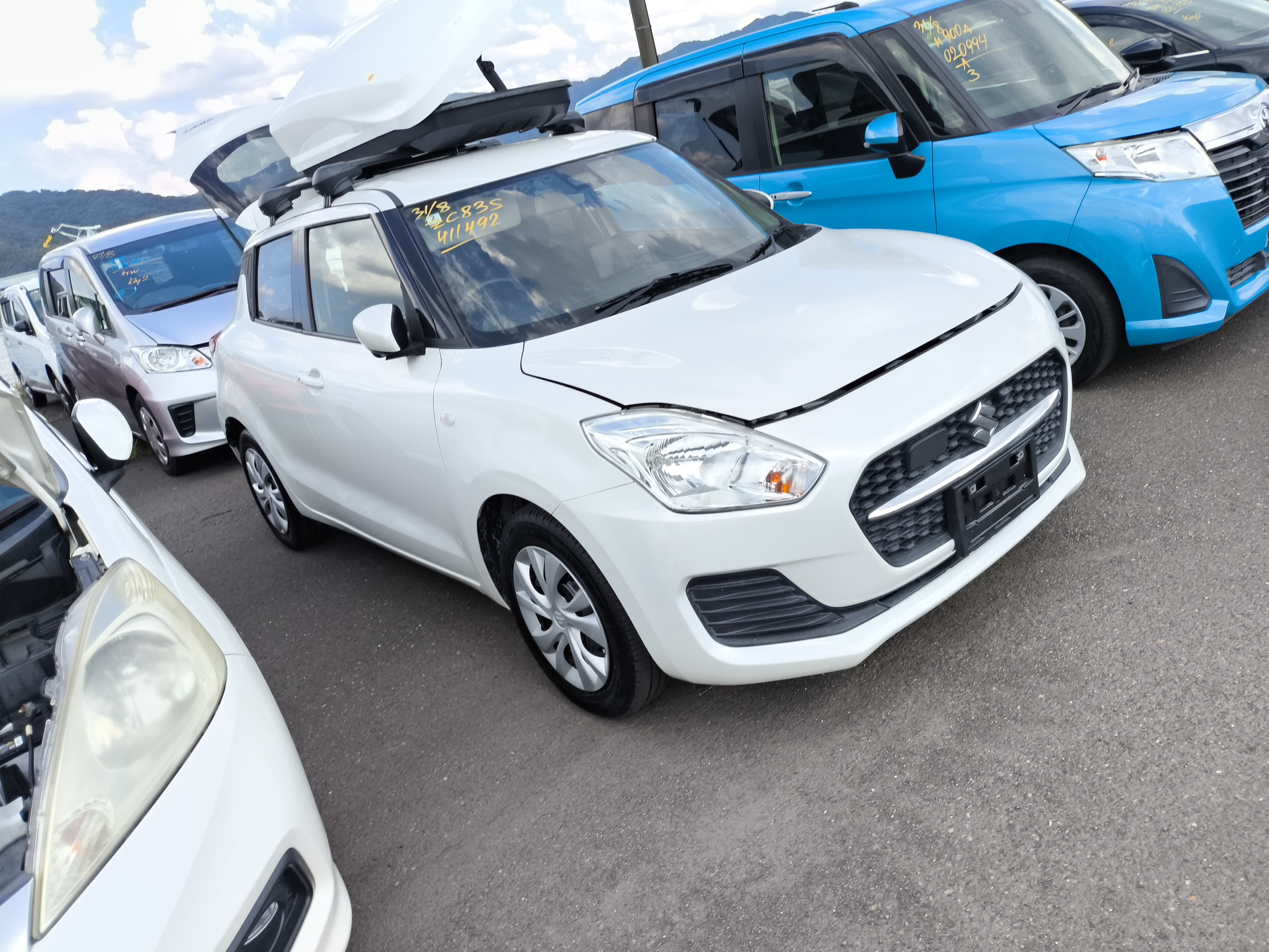 SUZUKI Swift