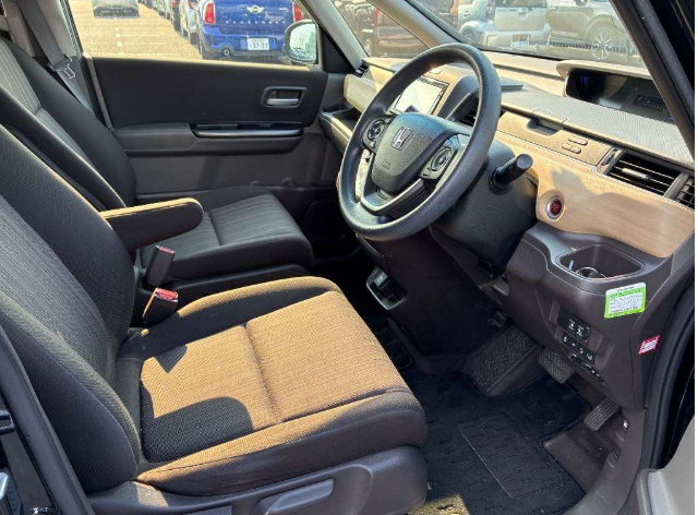 HONDA FREED