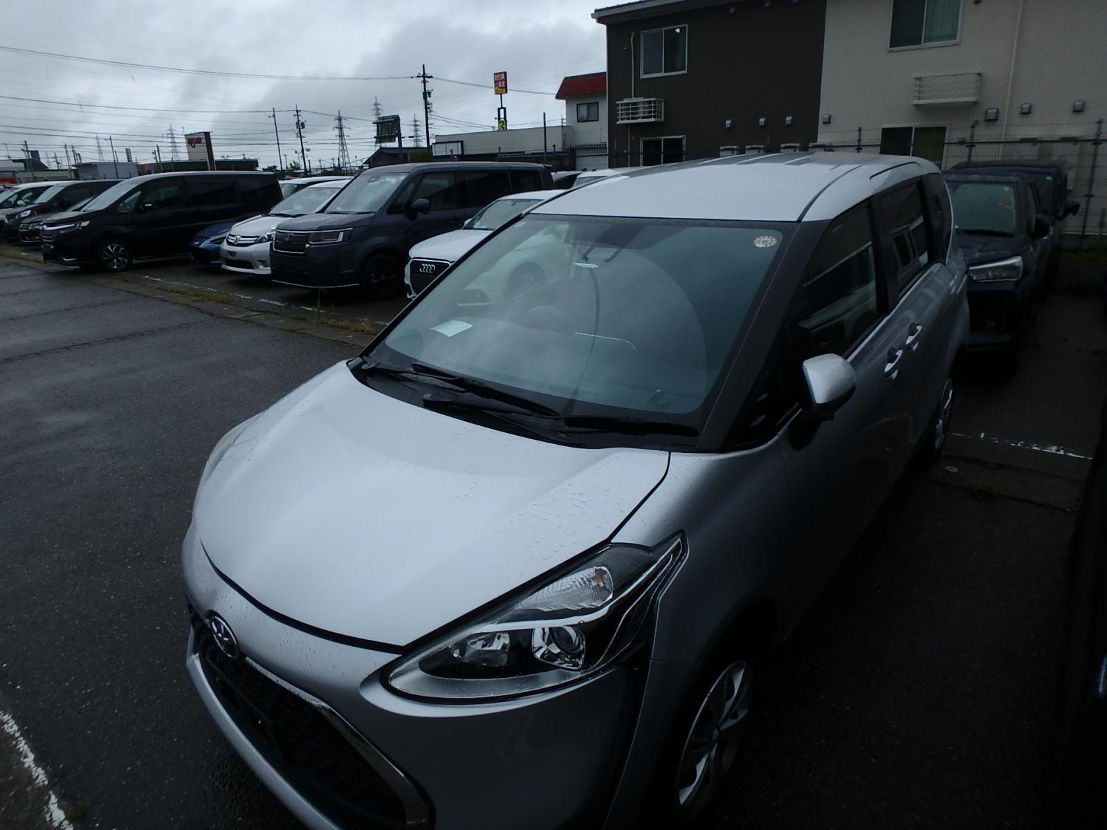 TOYOTA SIENTA