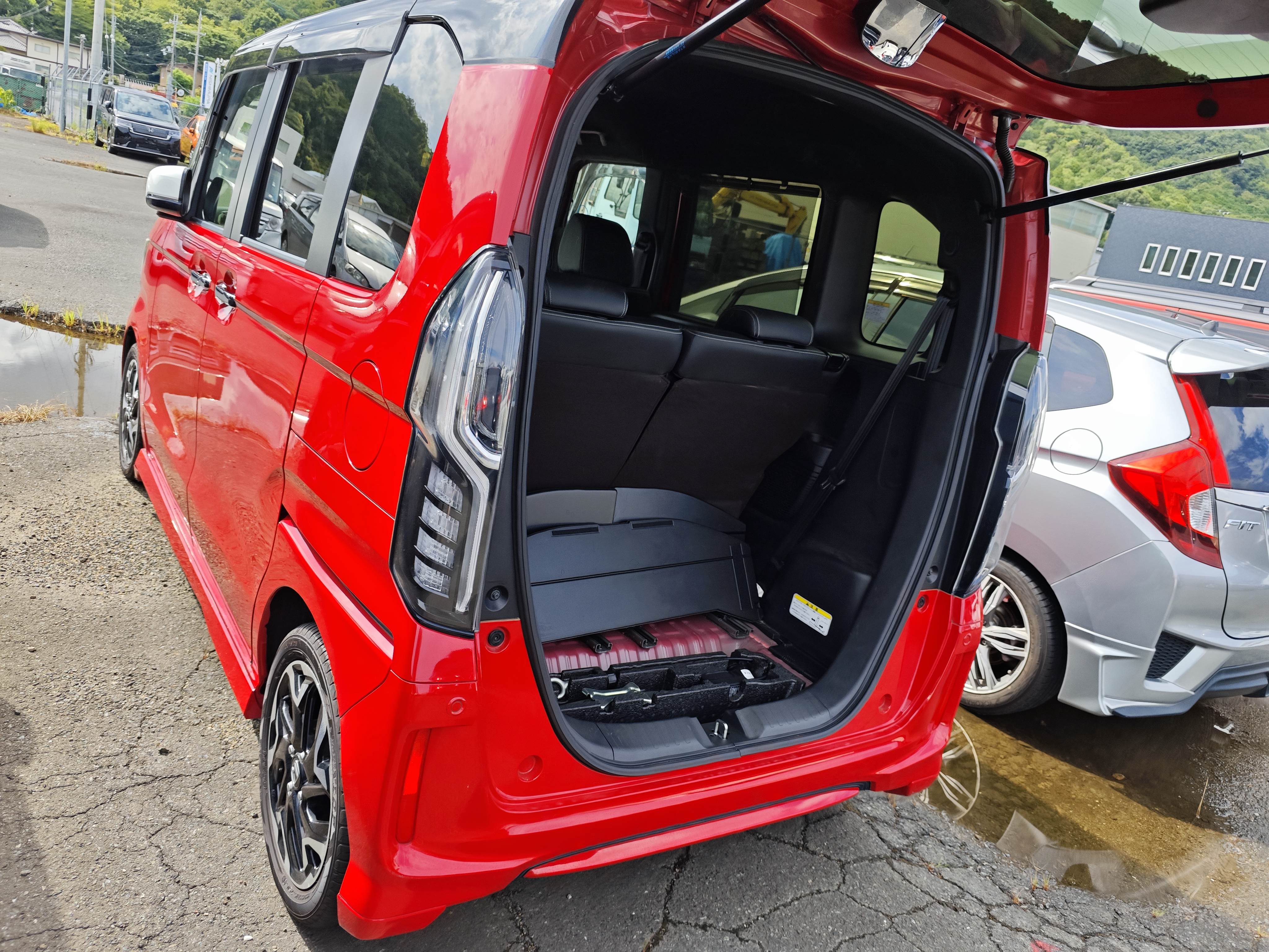 HONDA N BOX