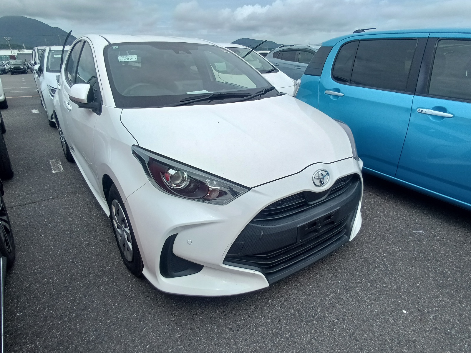 TOYOTA YARIS