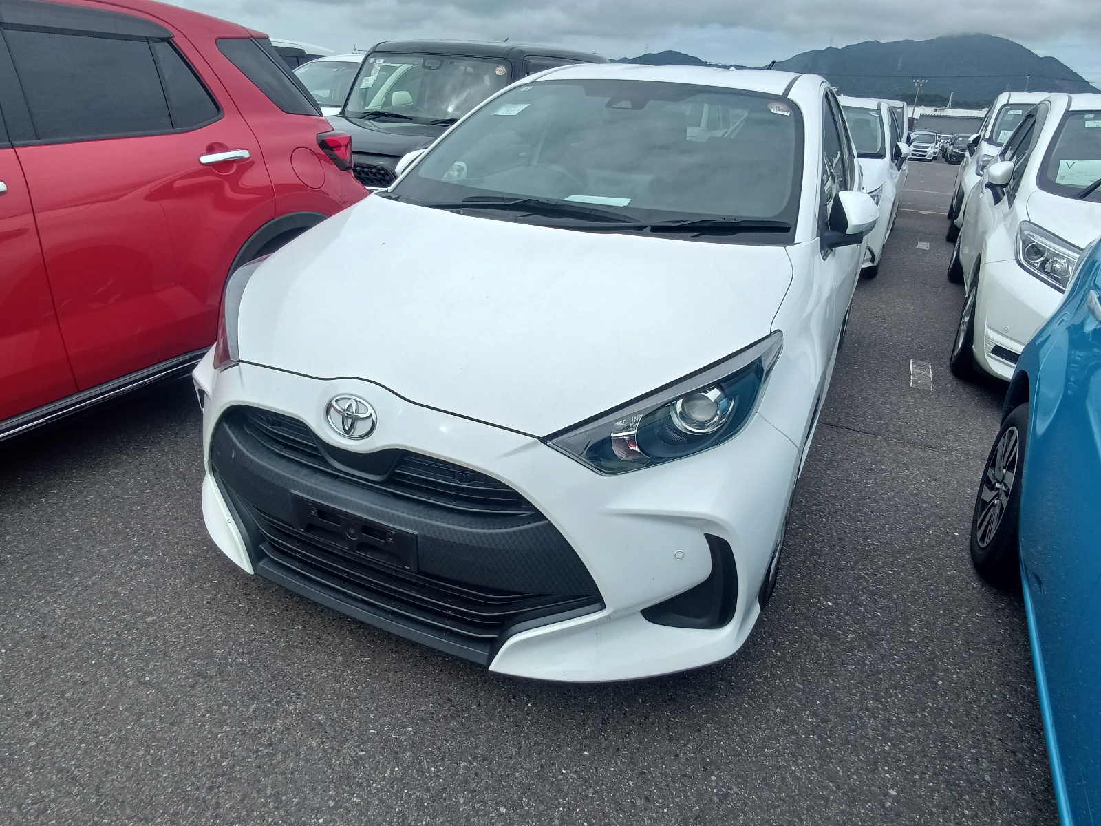 TOYOTA YARIS