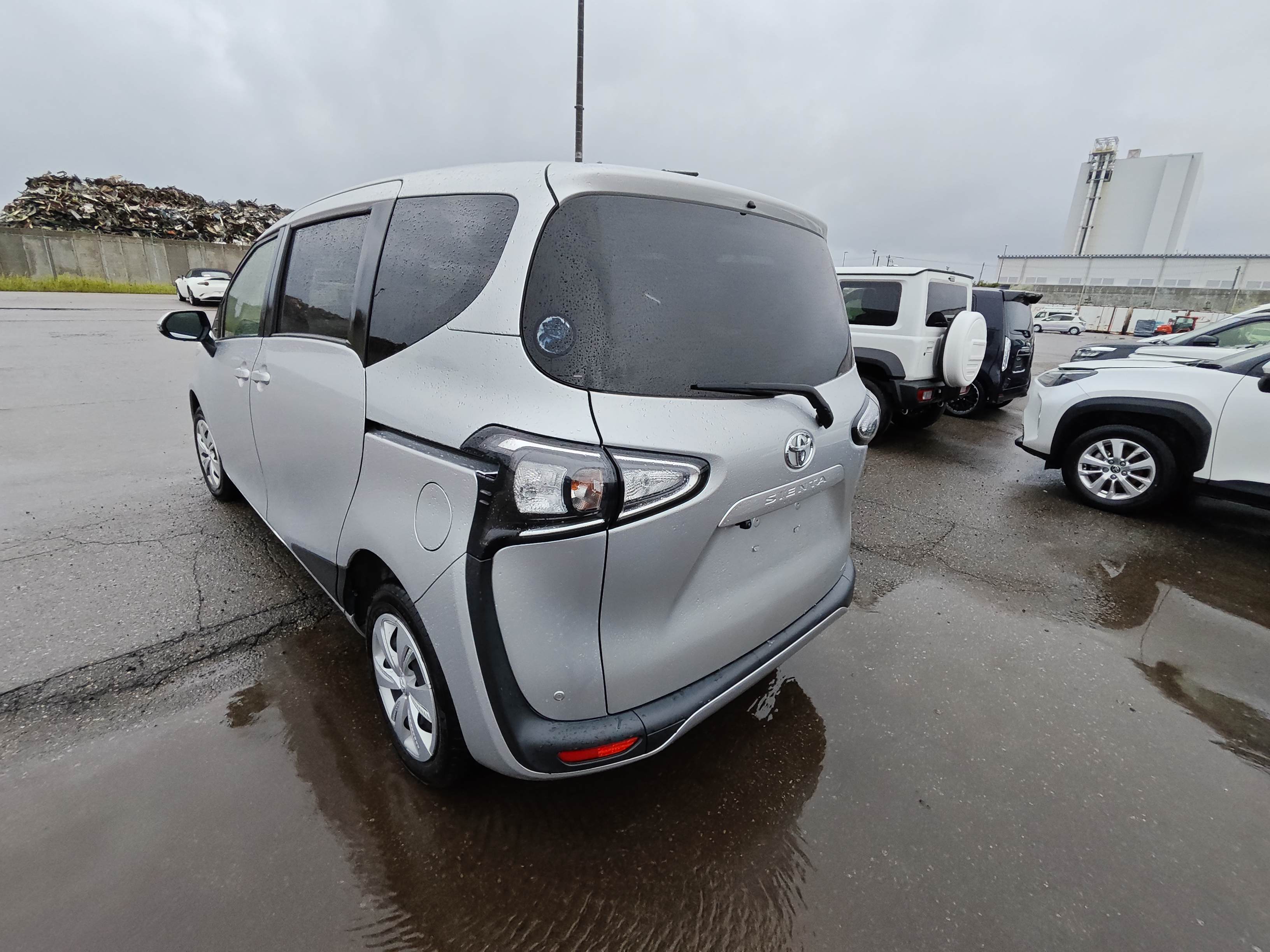 TOYOTA SIENTA