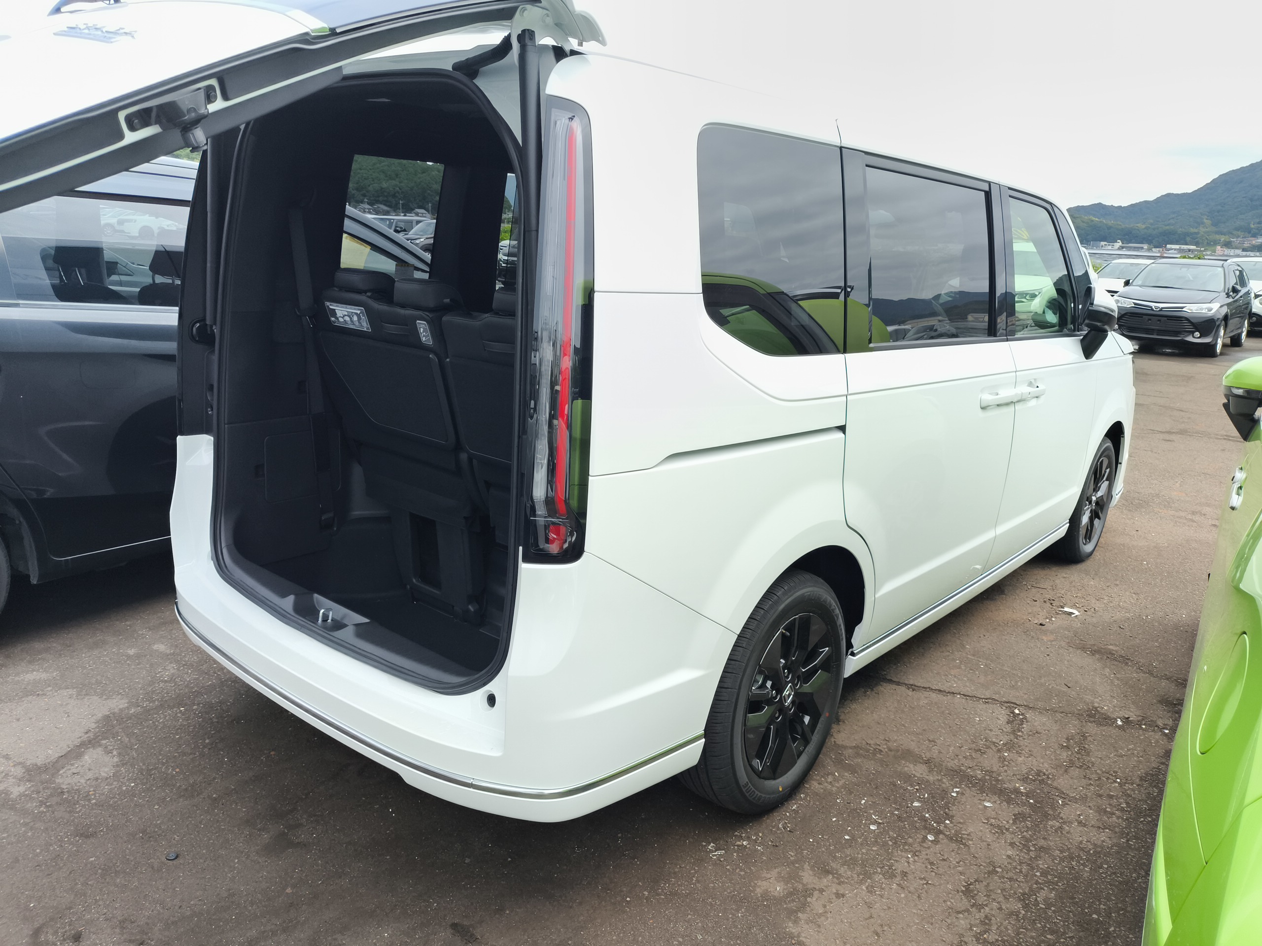 HONDA STEPWGN SPADA
