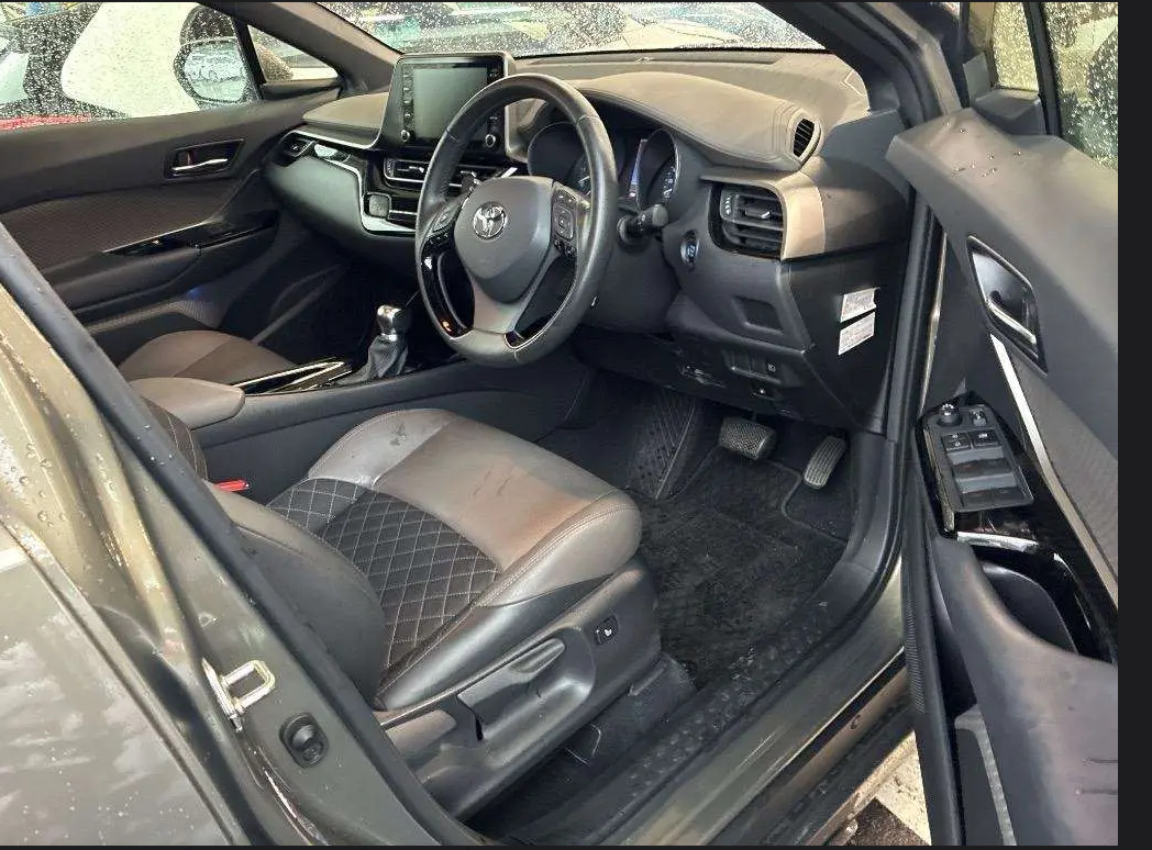 TOYOTA C-HR