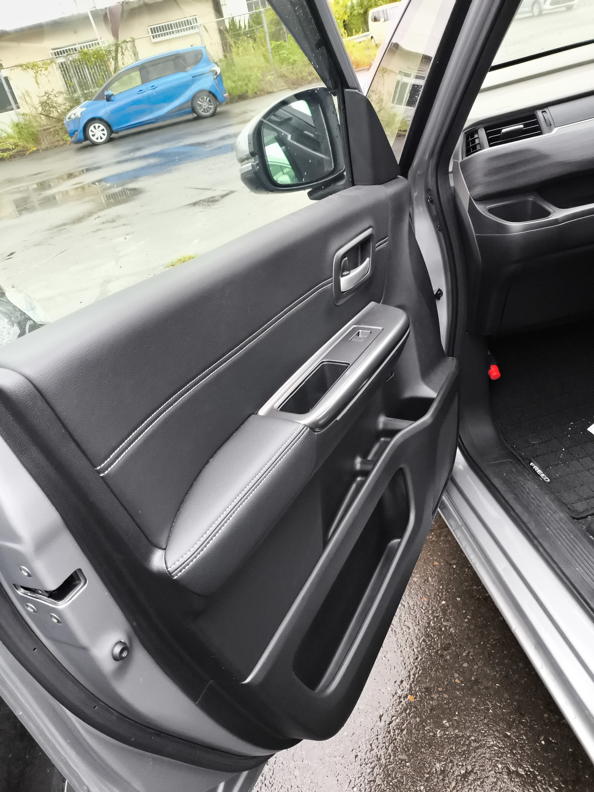 HONDA FREED