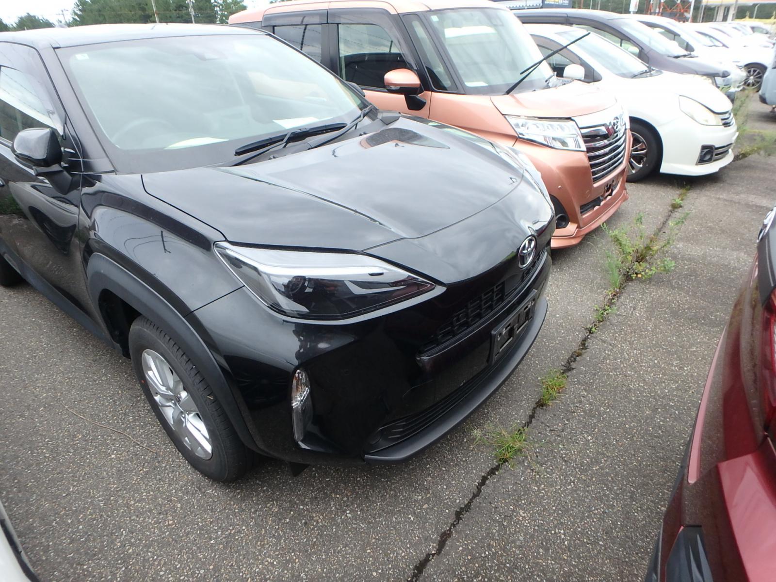 TOYOTA YARIS CROSS