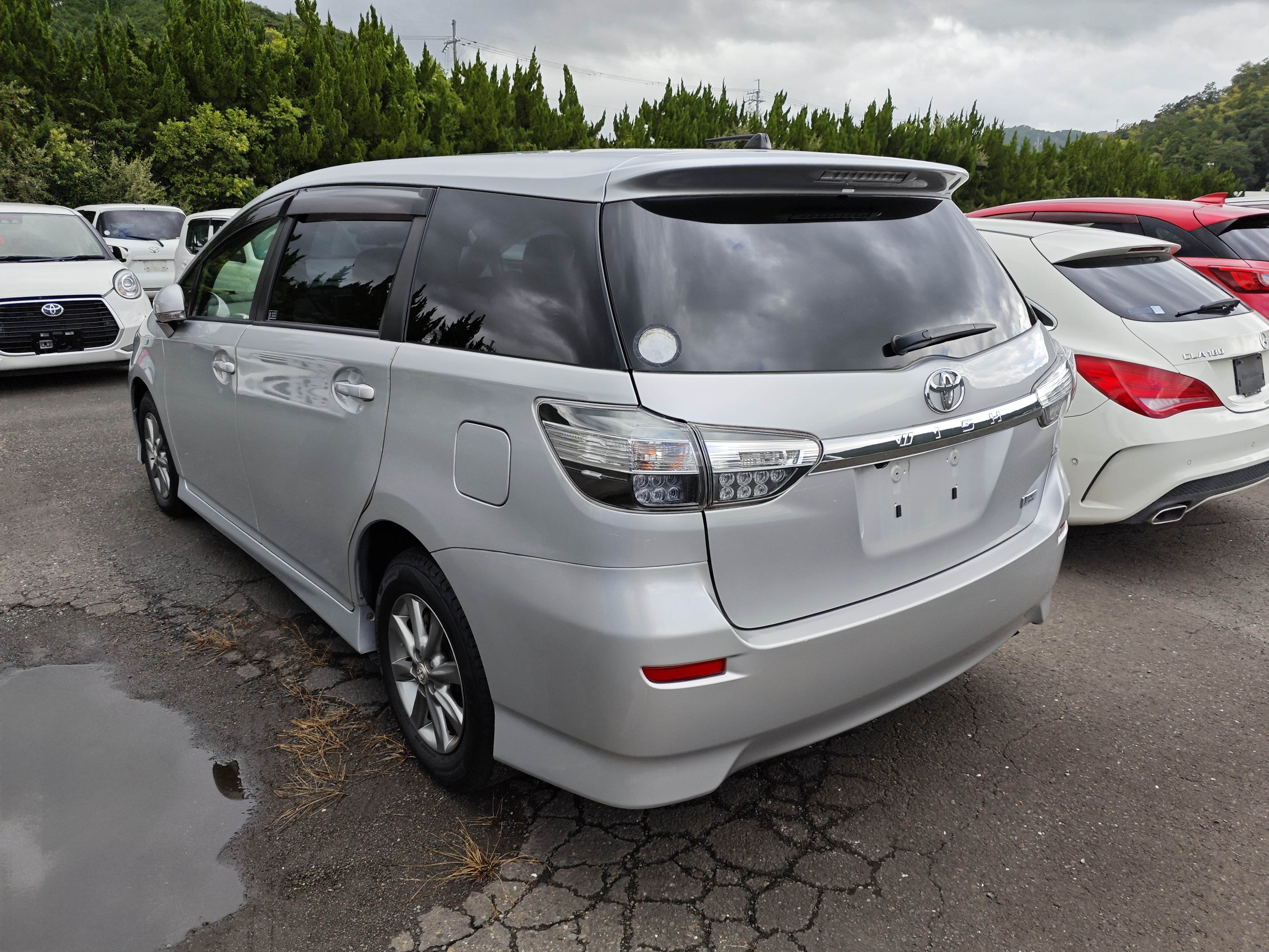 TOYOTA WISH