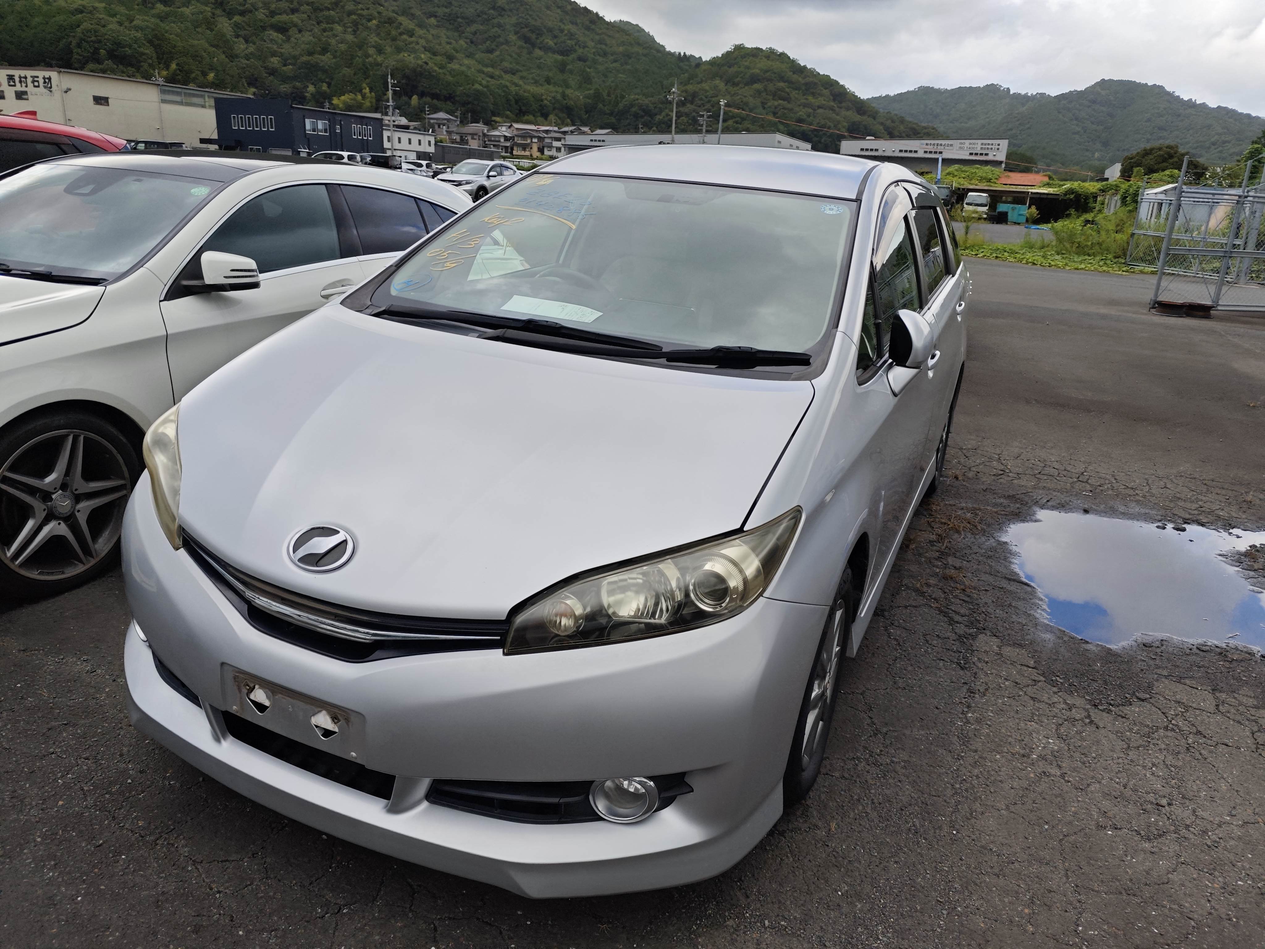 TOYOTA WISH