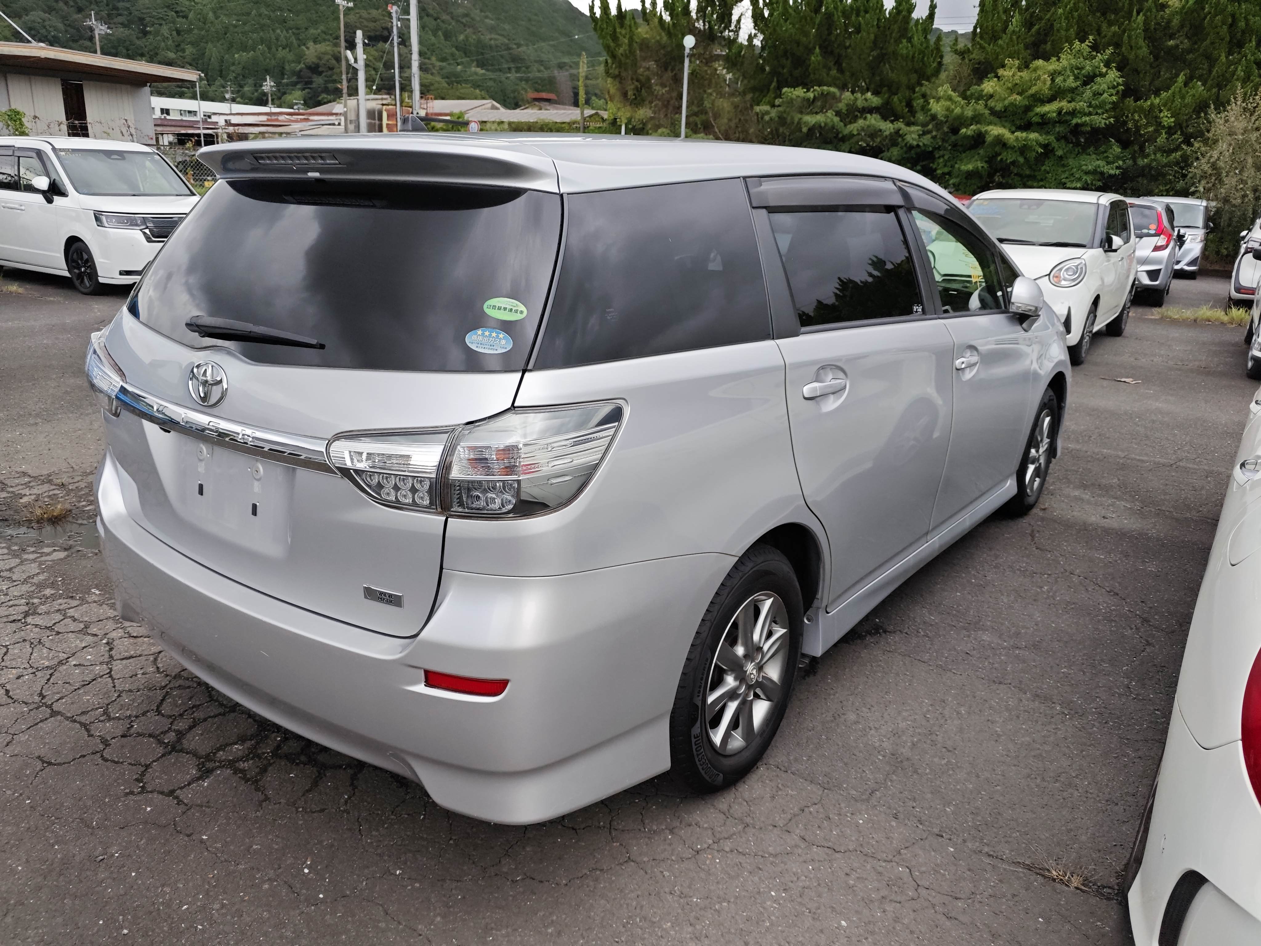 TOYOTA WISH