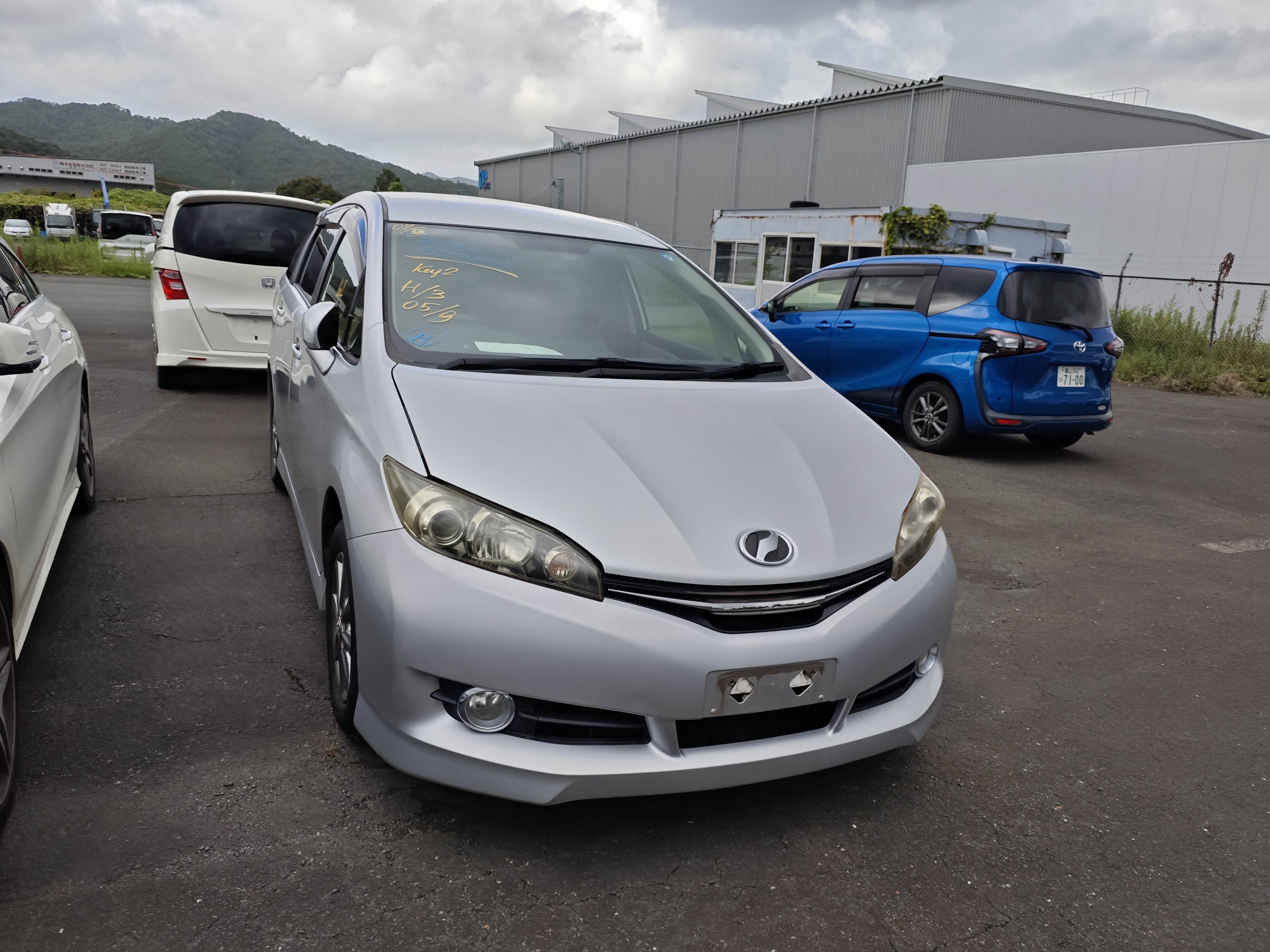 TOYOTA WISH