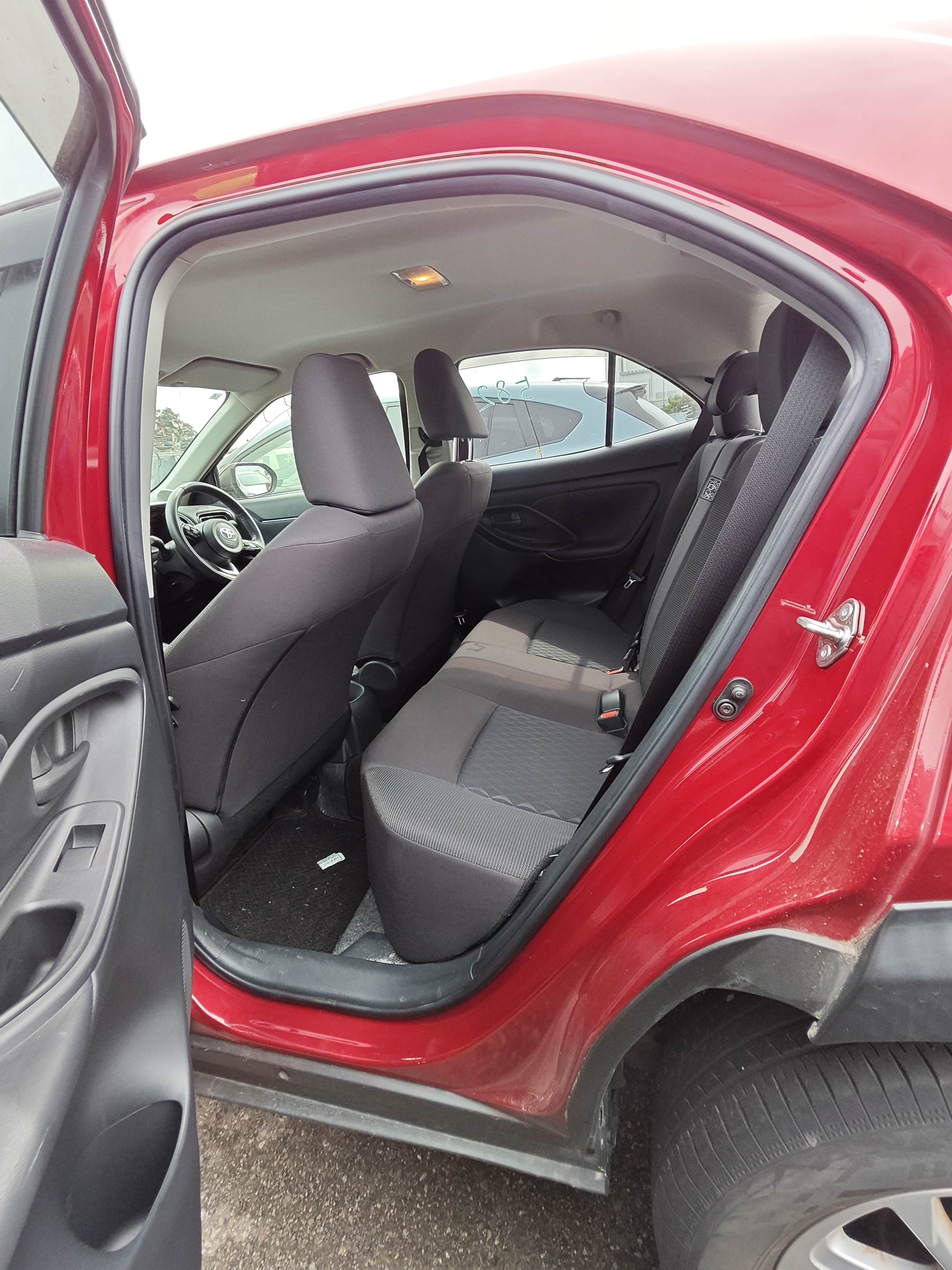TOYOTA YARIS CROSS