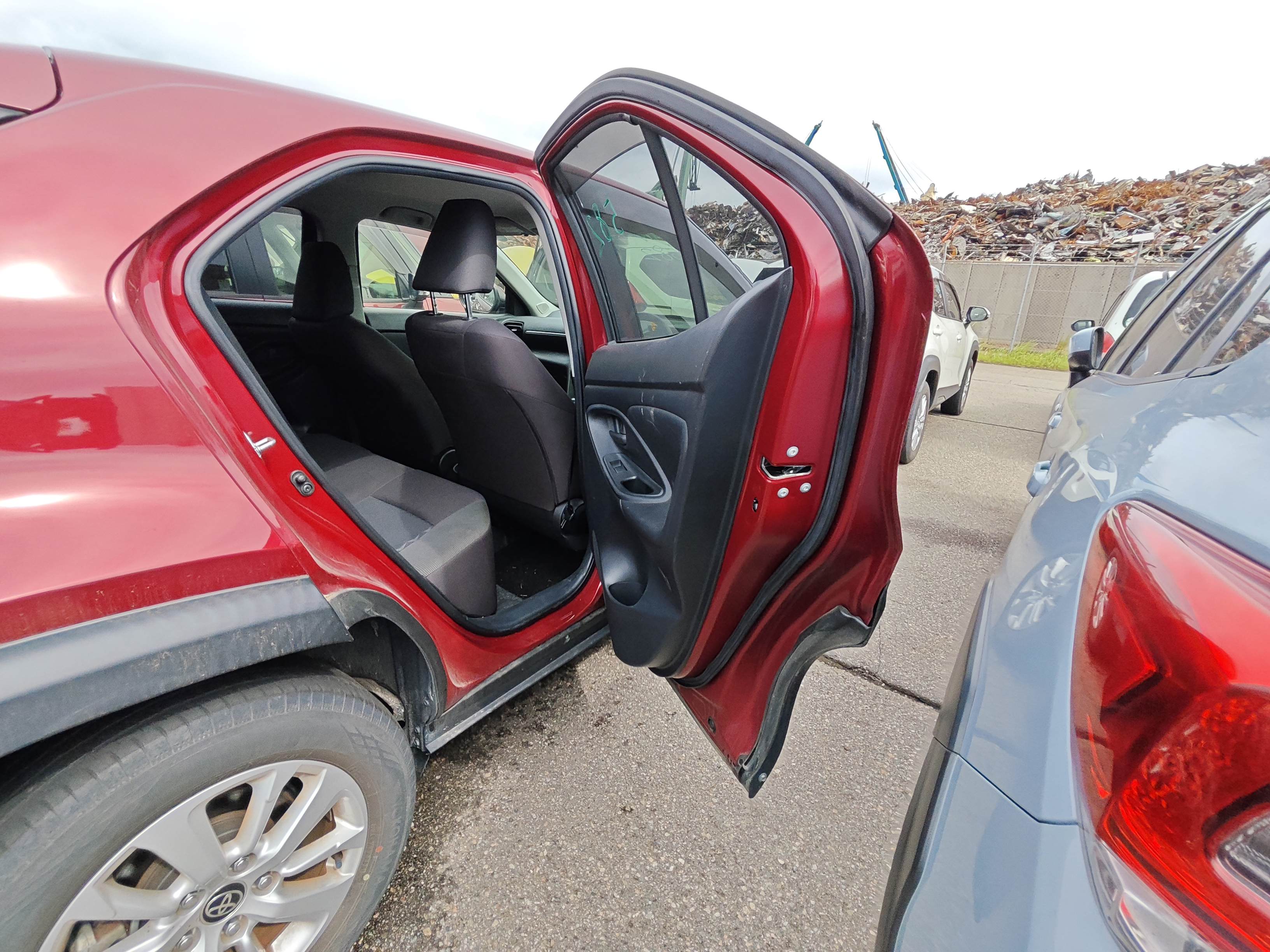 TOYOTA YARIS CROSS