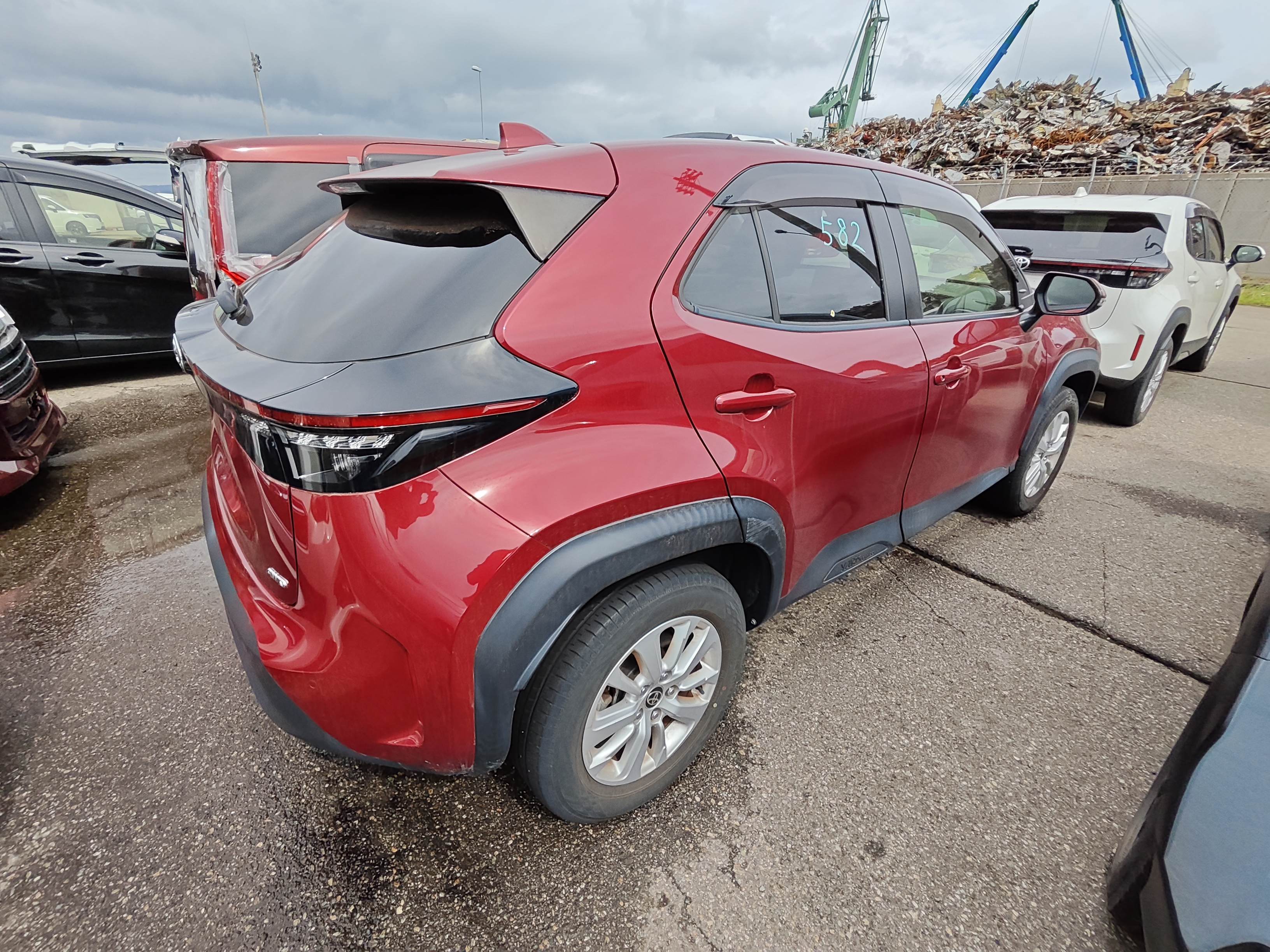 TOYOTA YARIS CROSS