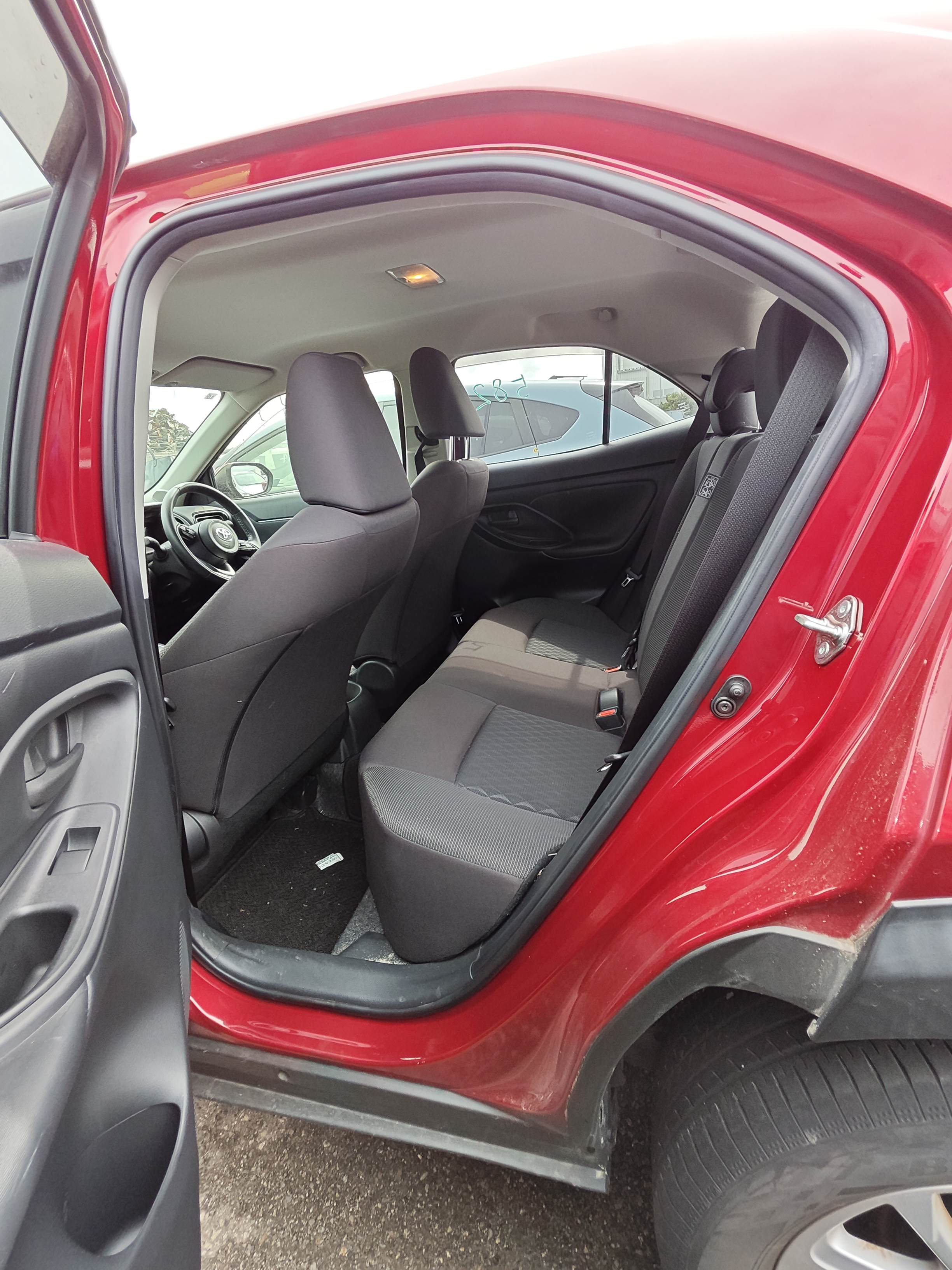 TOYOTA YARIS CROSS