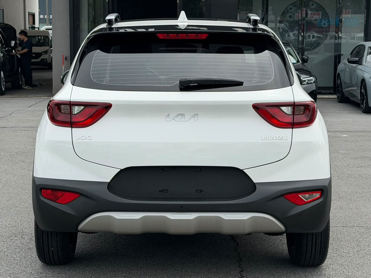 Kia KX1
