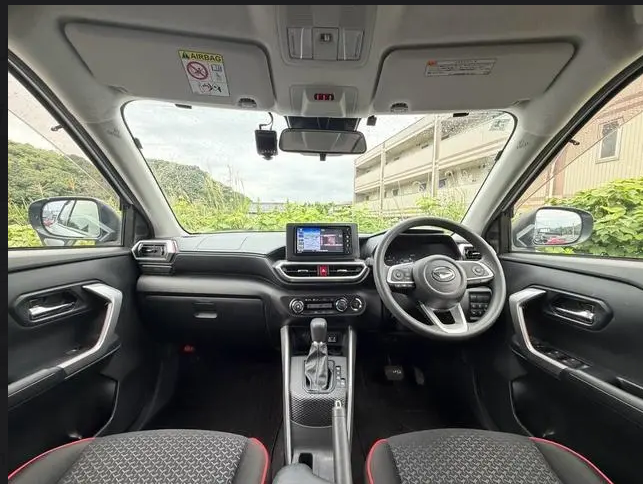 DAIHATSU ROCKY