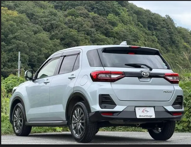 DAIHATSU ROCKY