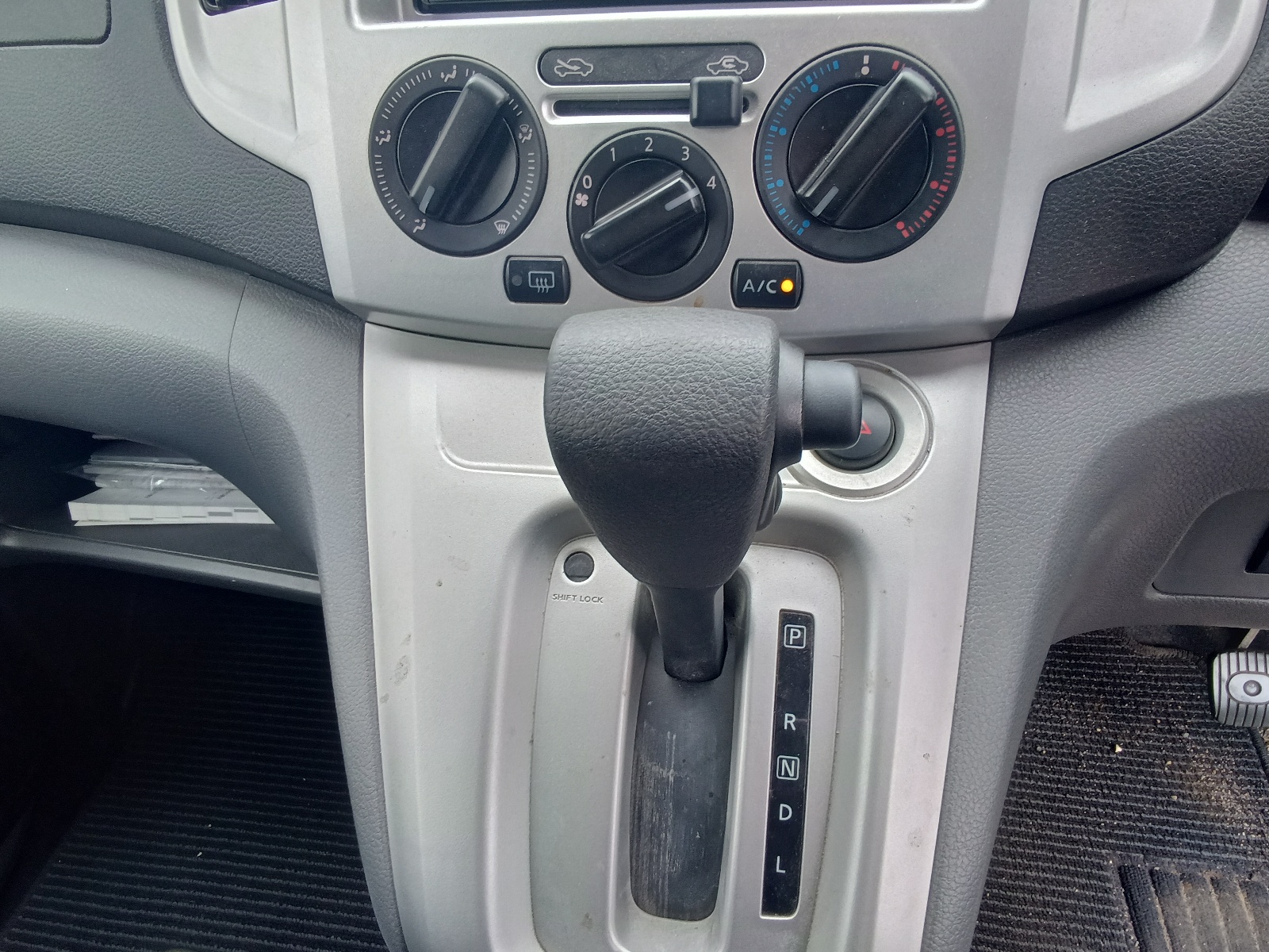 NISSAN NV200 VANETTE