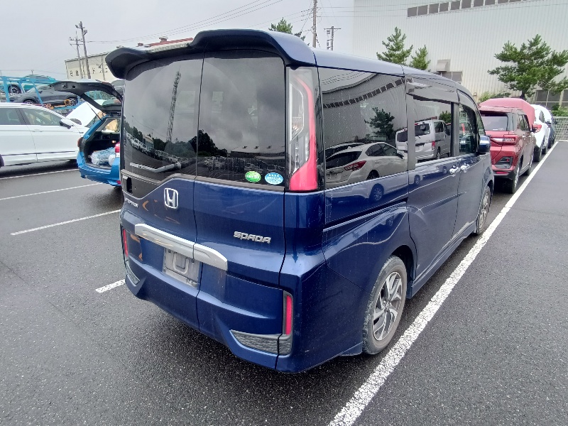 HONDA STEP WGN