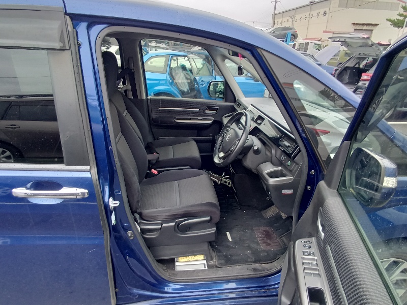 HONDA STEP WGN