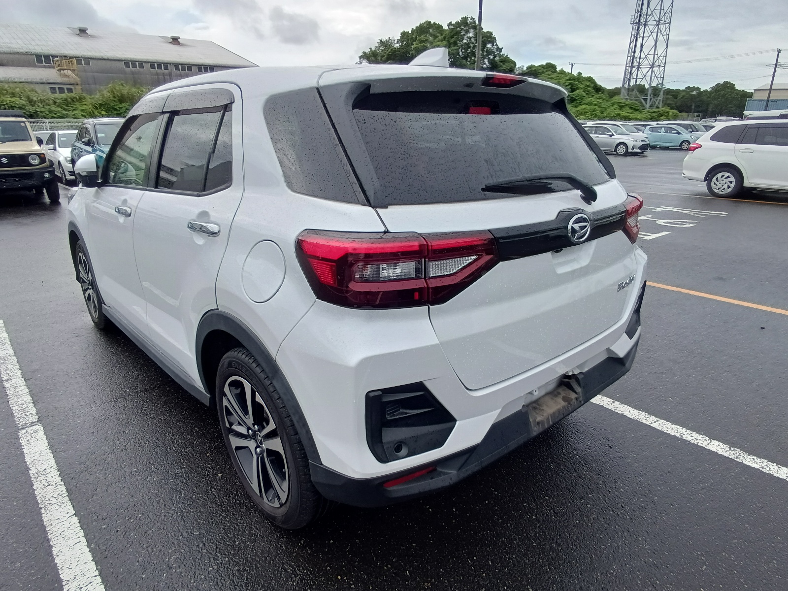 DAIHATSU ROCKY