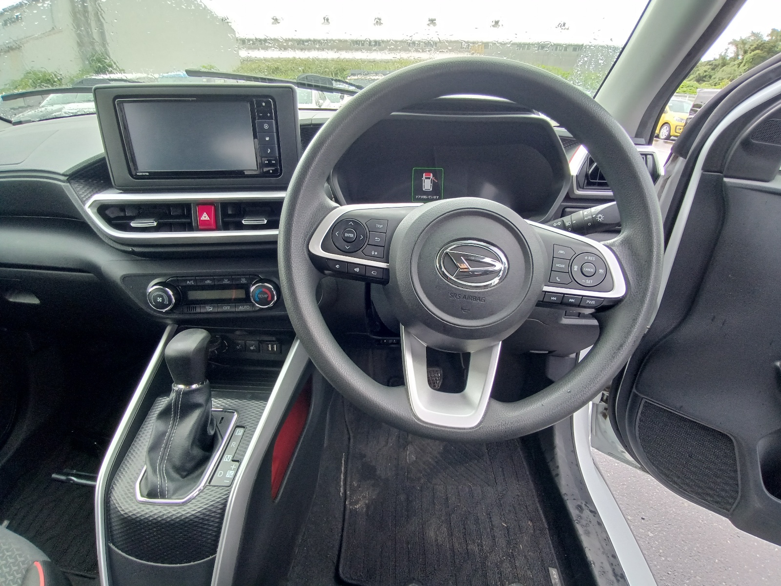 DAIHATSU ROCKY