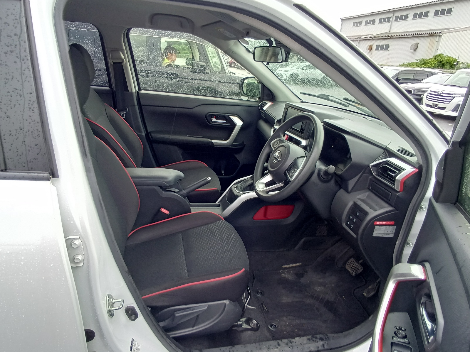 DAIHATSU ROCKY