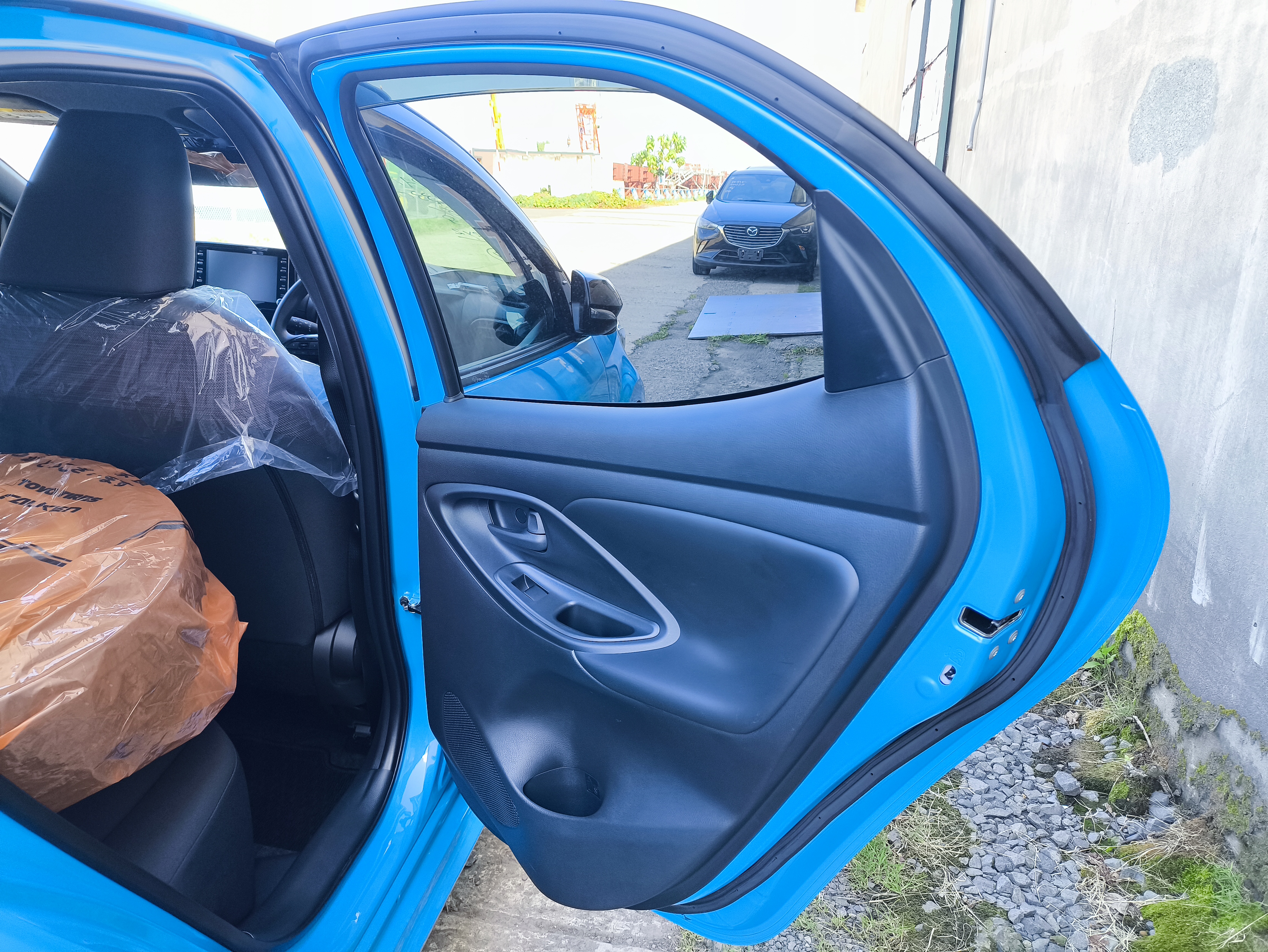 TOYOTA YARIS
