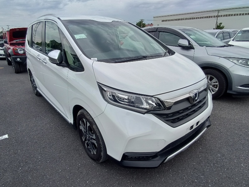 HONDA FREED +