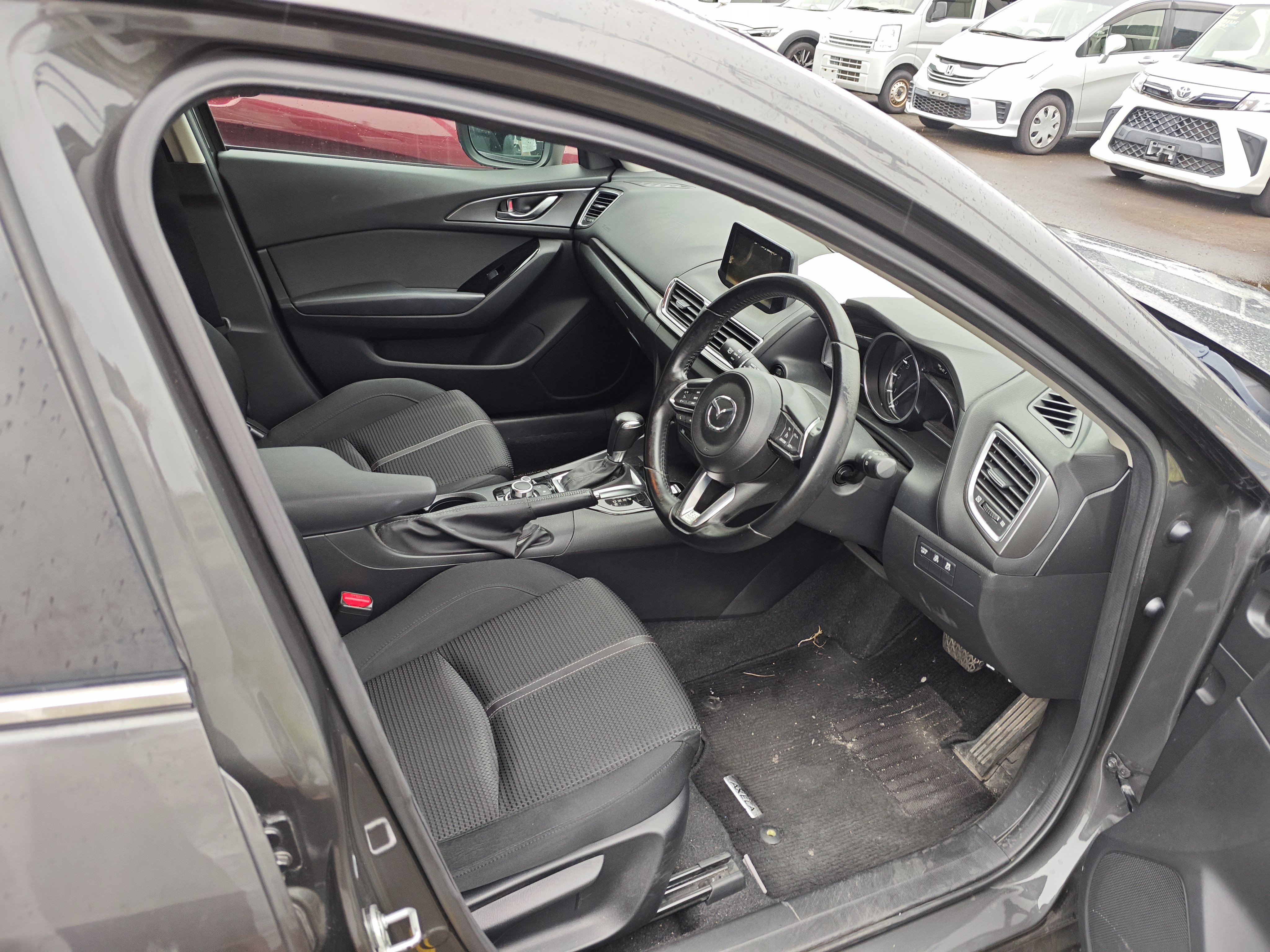 MAZDA AXELA SPORT