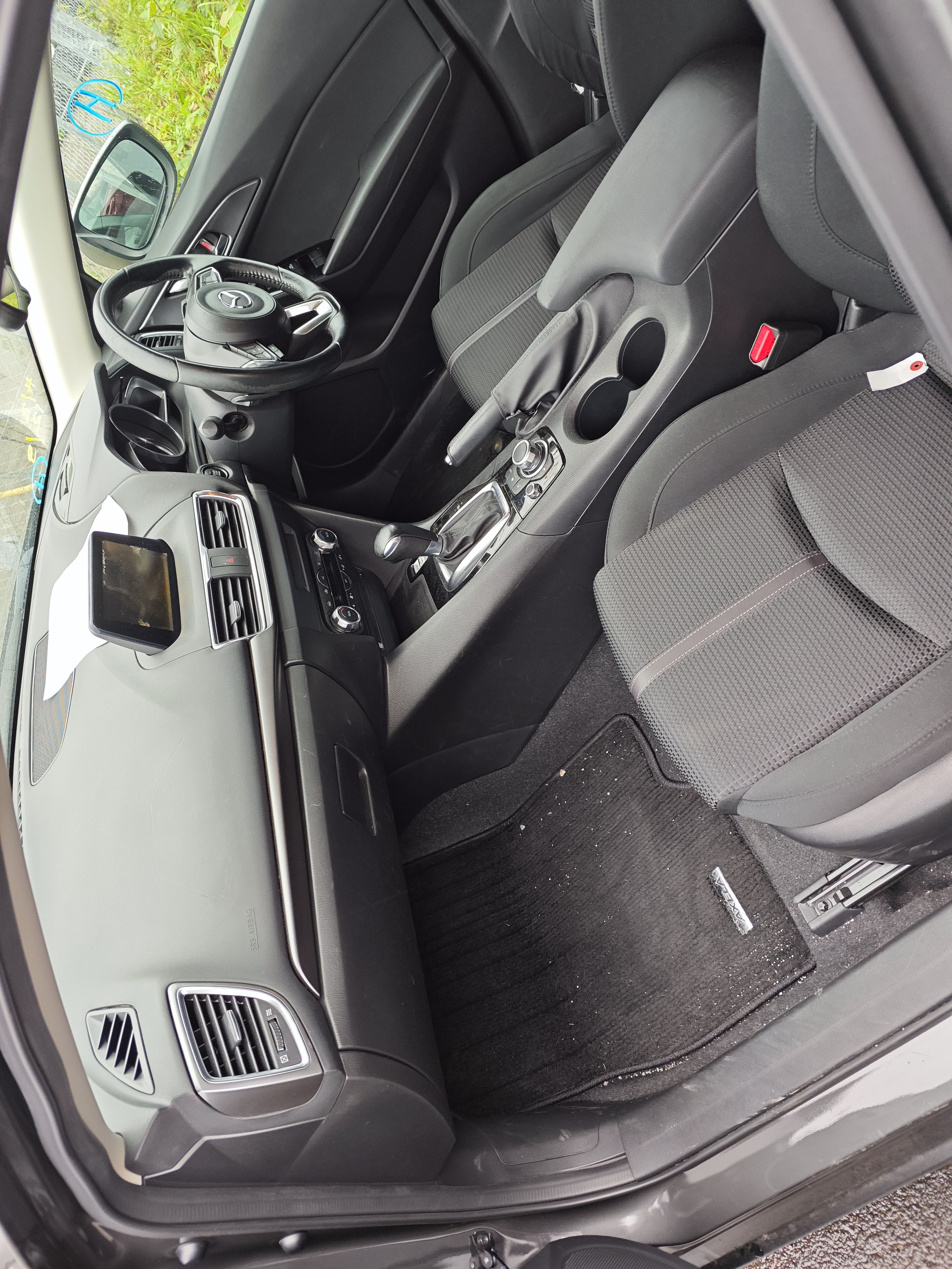 MAZDA AXELA SPORT