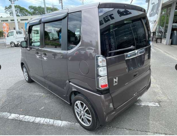 HONDA N-BOX
