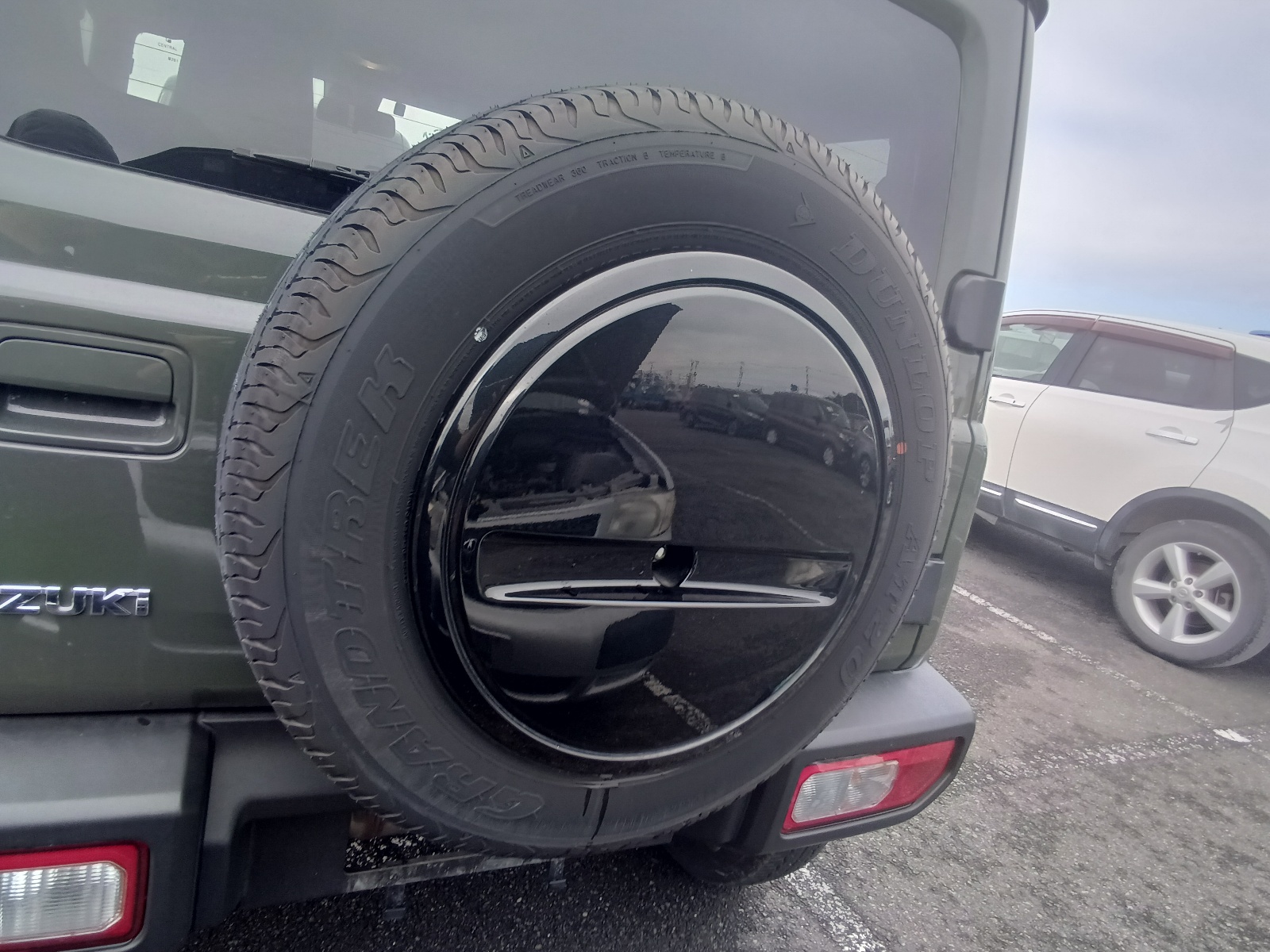 SUZUKI JIMNY SIERRA
