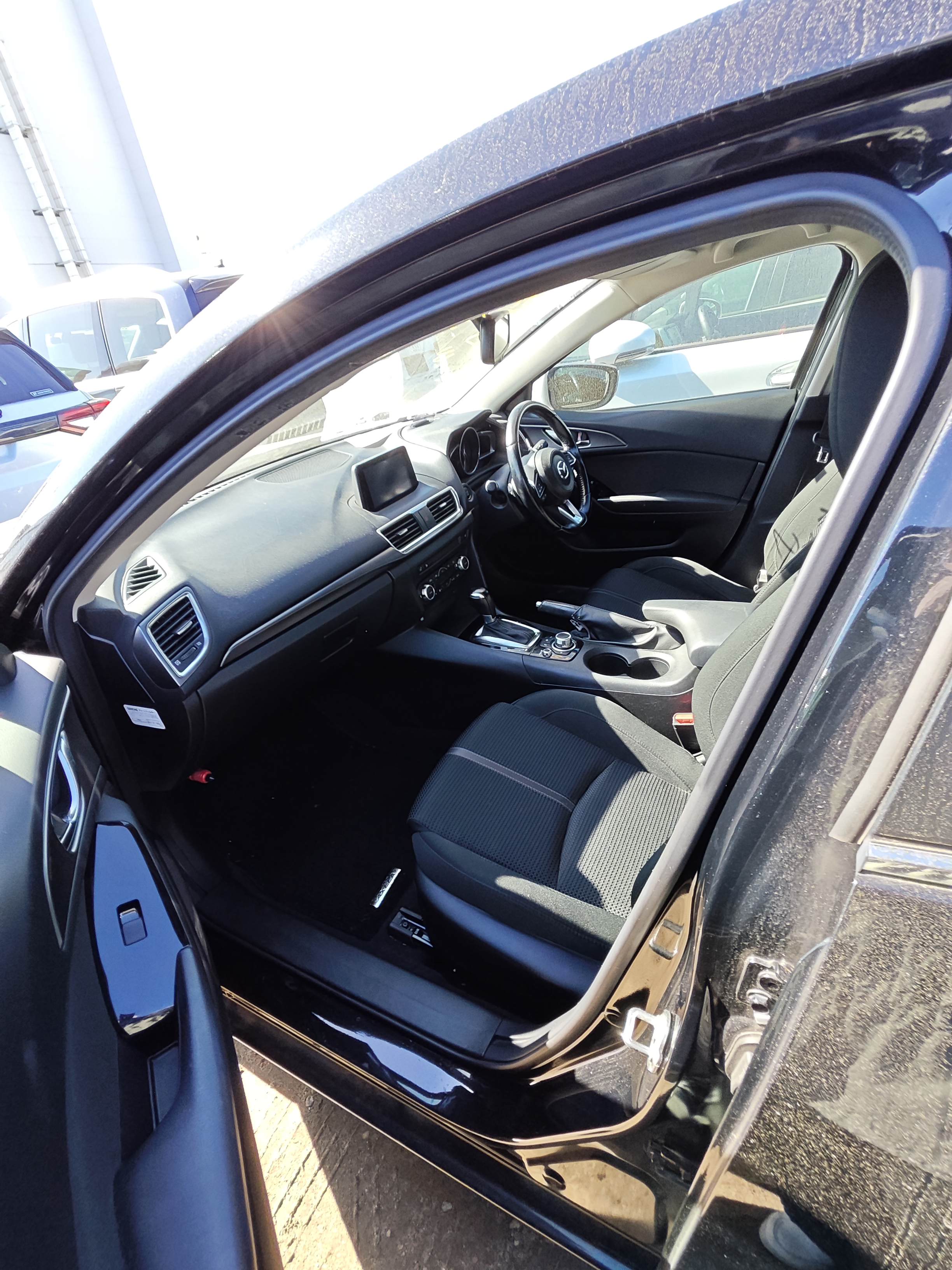 MAZDA AXELA SPORT