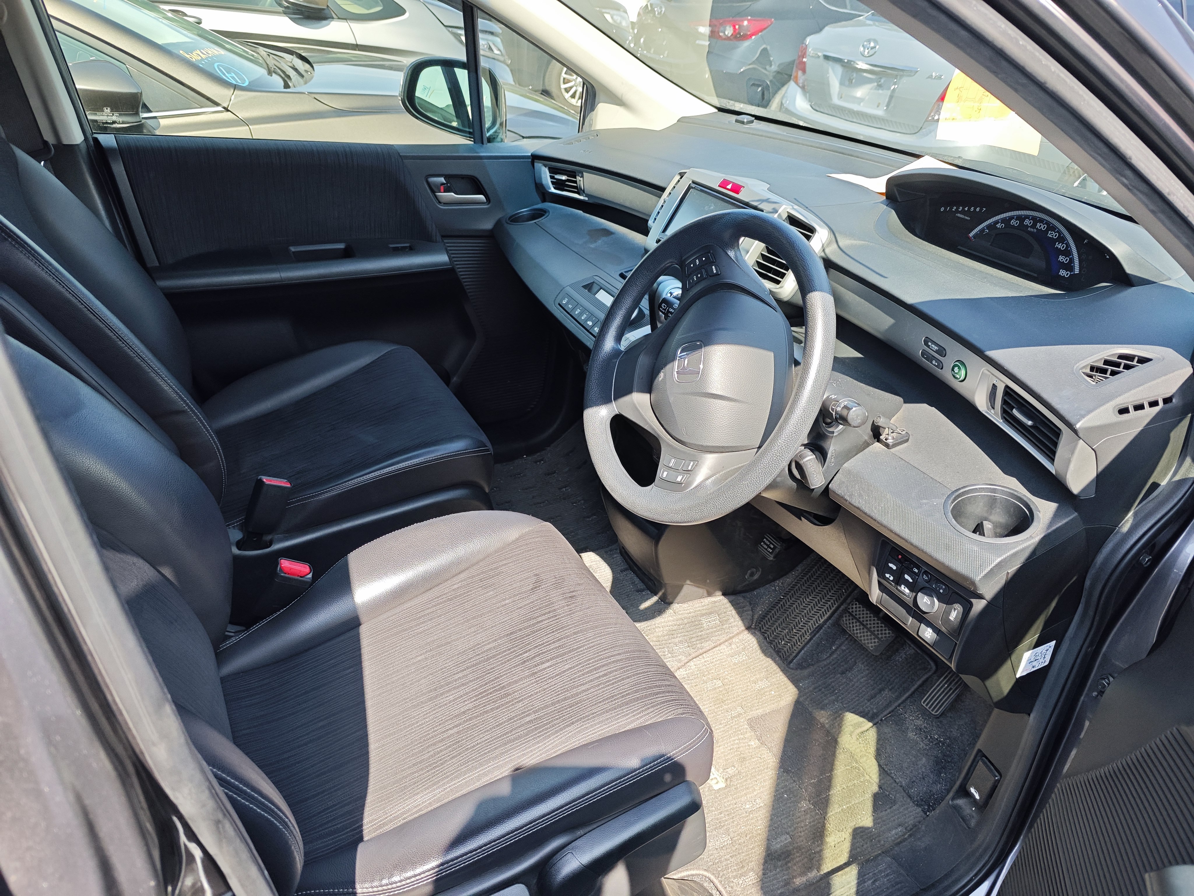 HONDA FREED