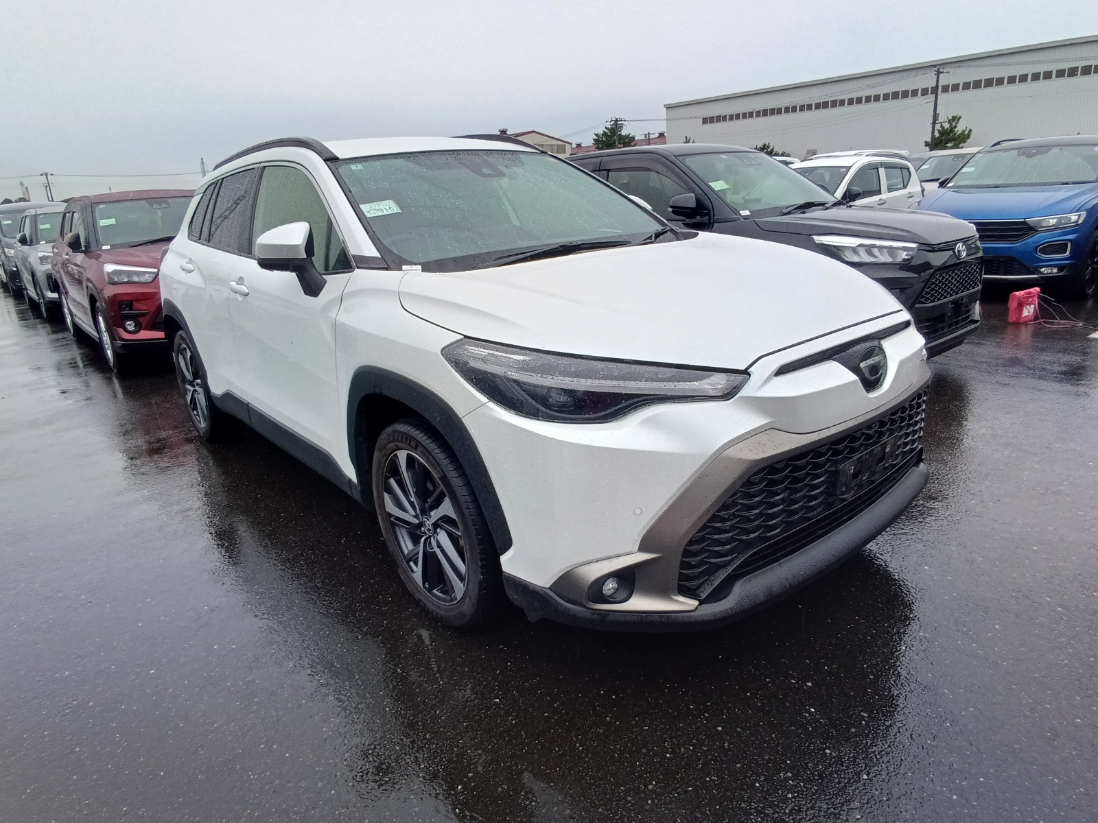 TOYOTA COROLLA CROSS
