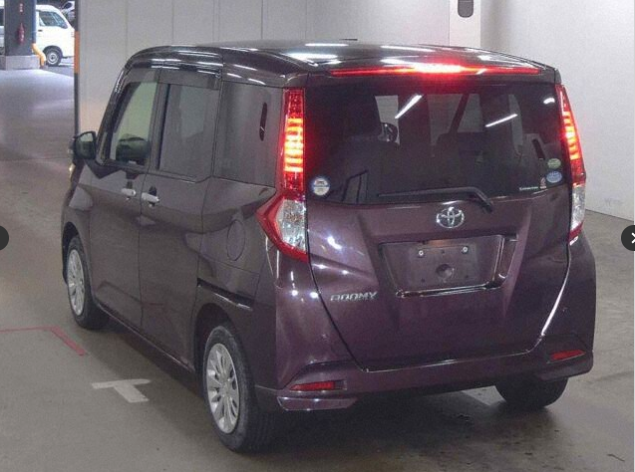 TOYOTA ROOMY