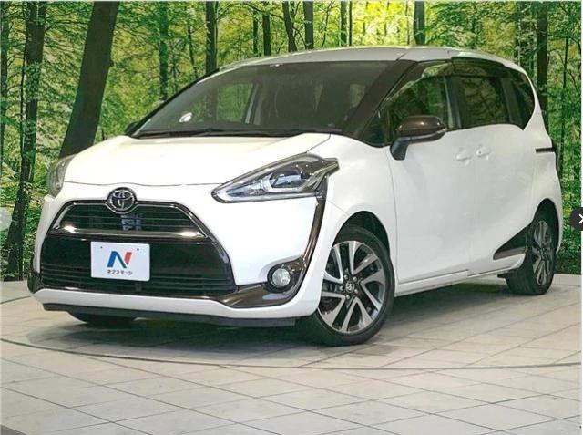 TOYOTA Sienta