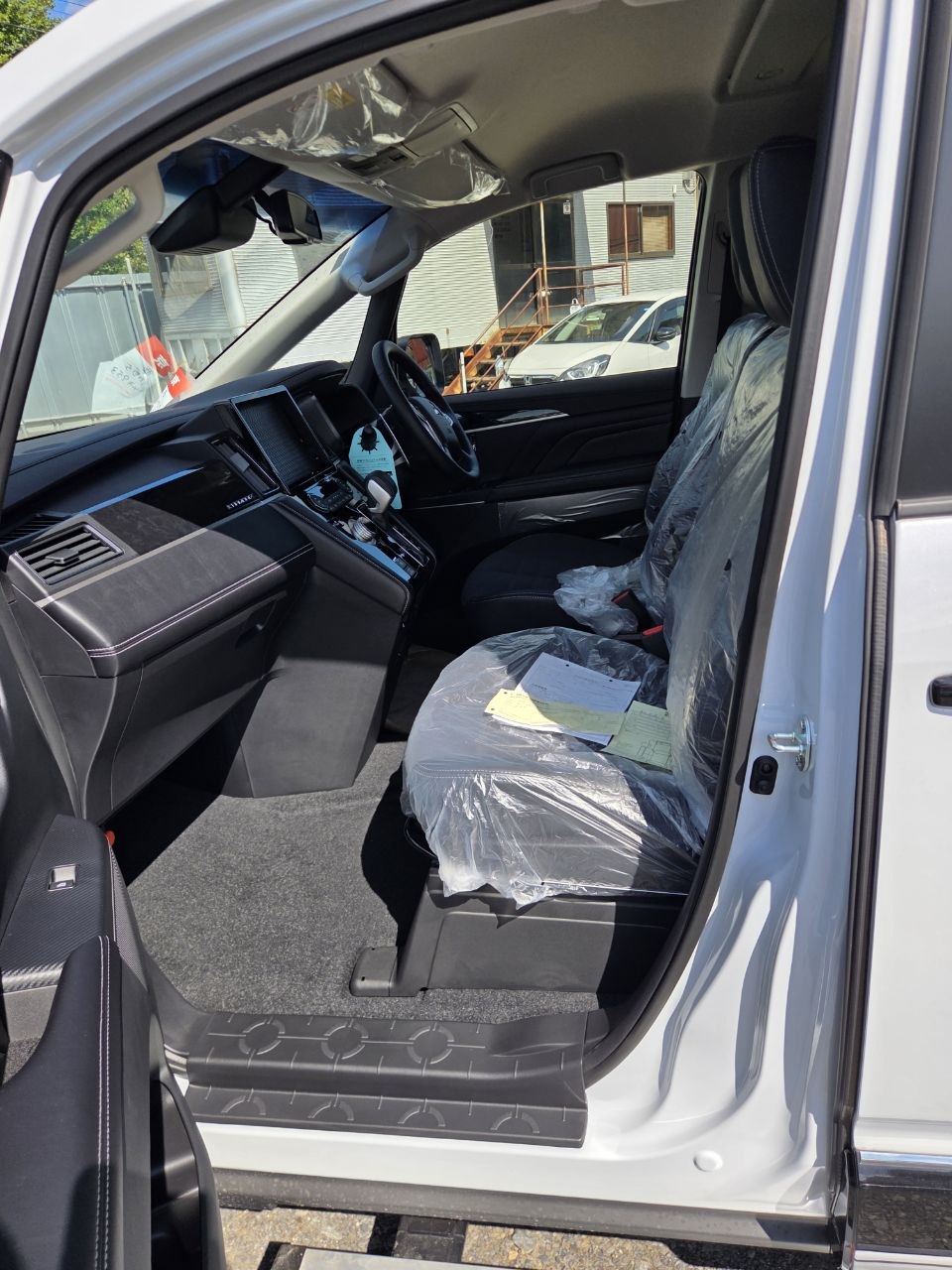 Mitsubishi Delica D5