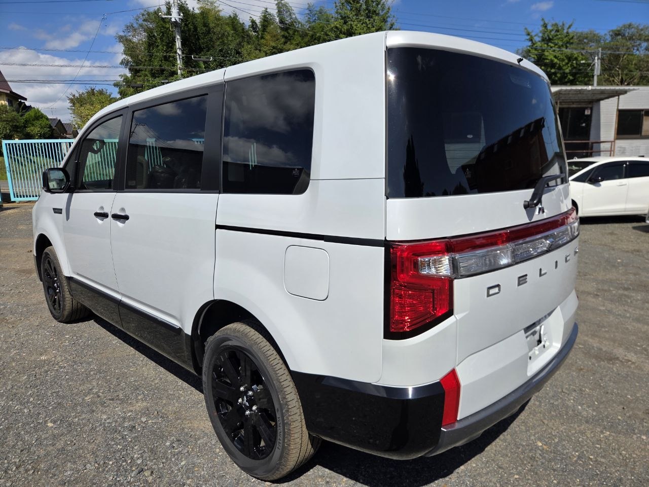 Mitsubishi Delica D5