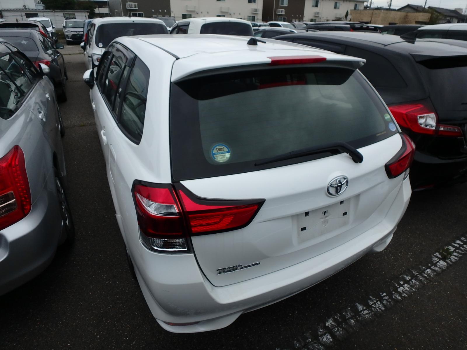 TOYOTA COROLLA FIELDER