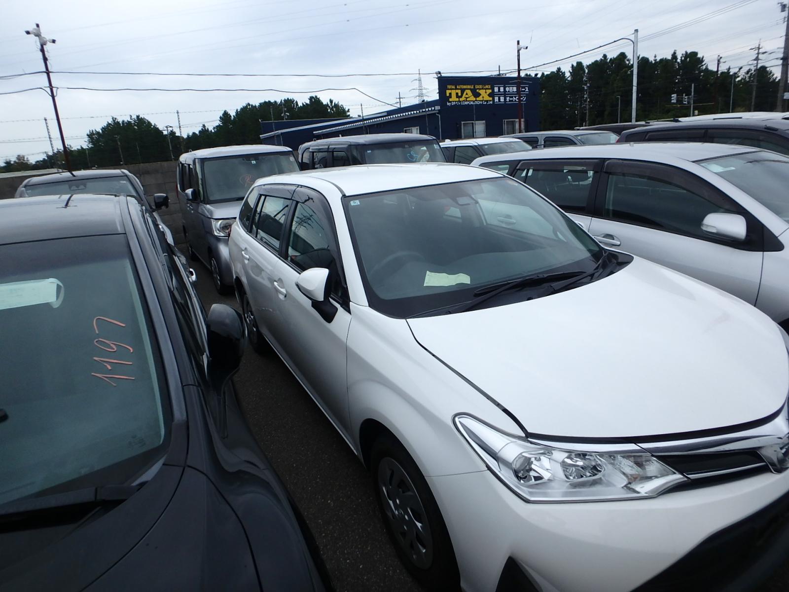 TOYOTA COROLLA FIELDER