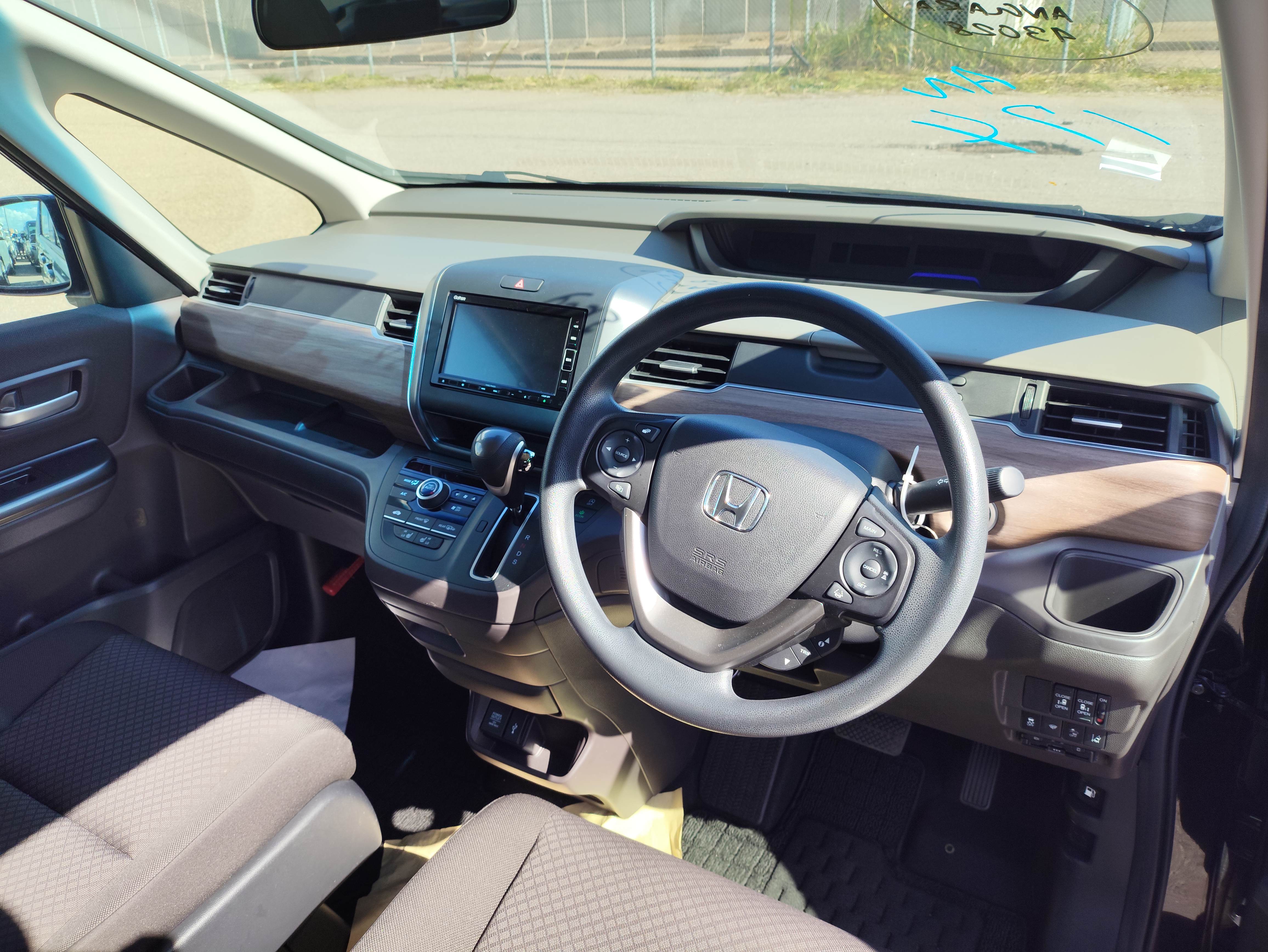 HONDA FREED+