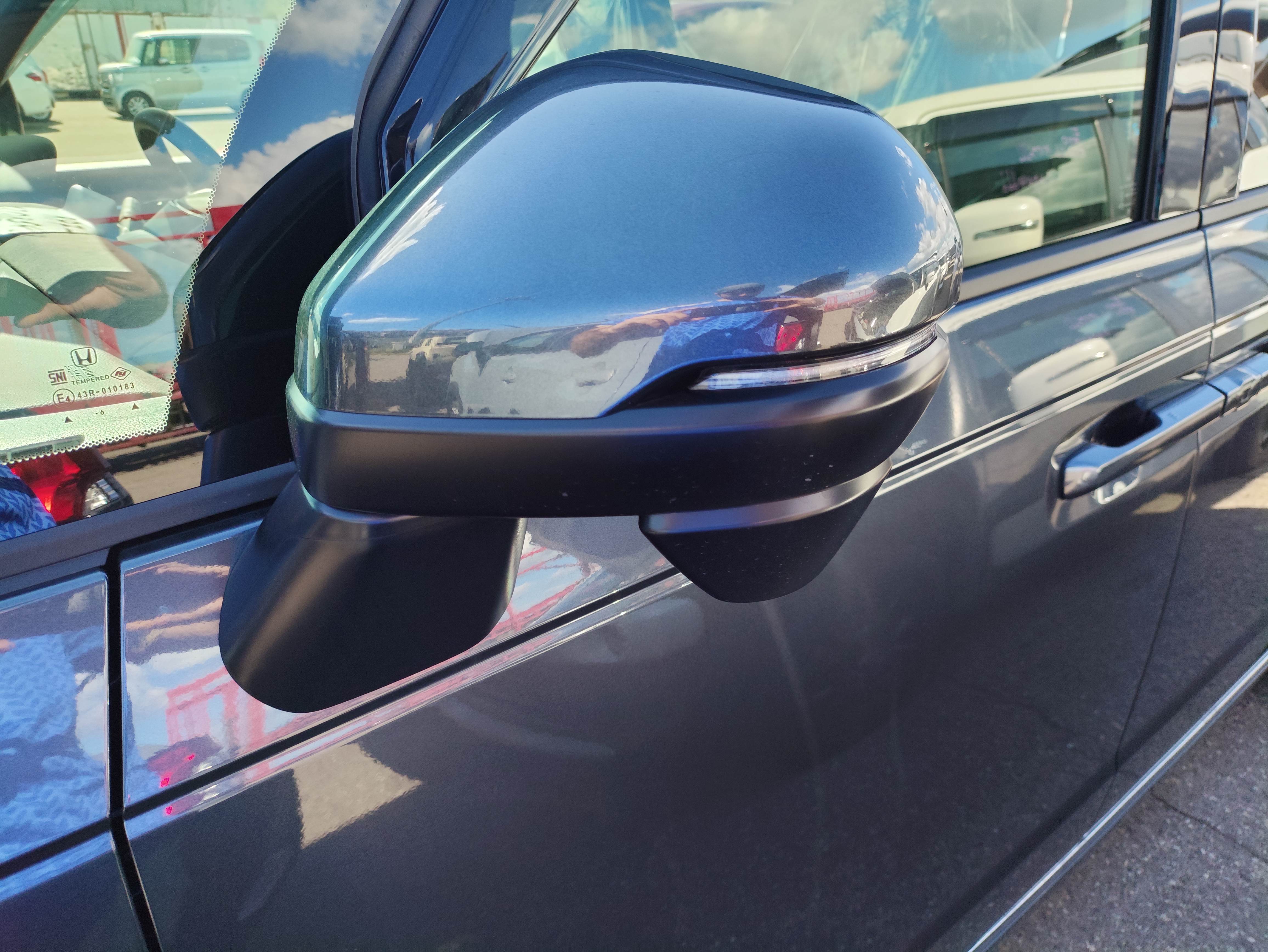 HONDA STEP WGN
