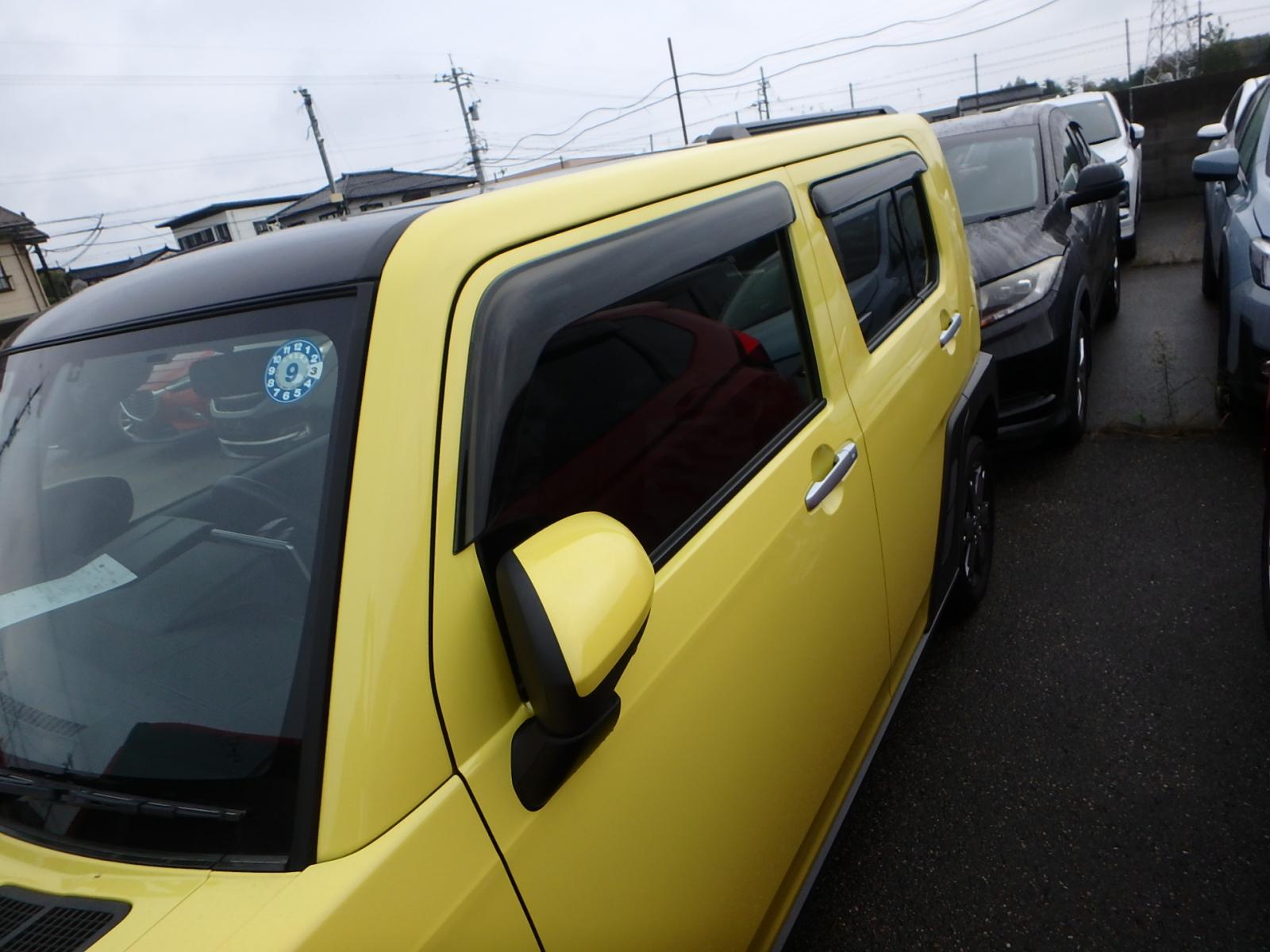 DAIHATSU TAFT