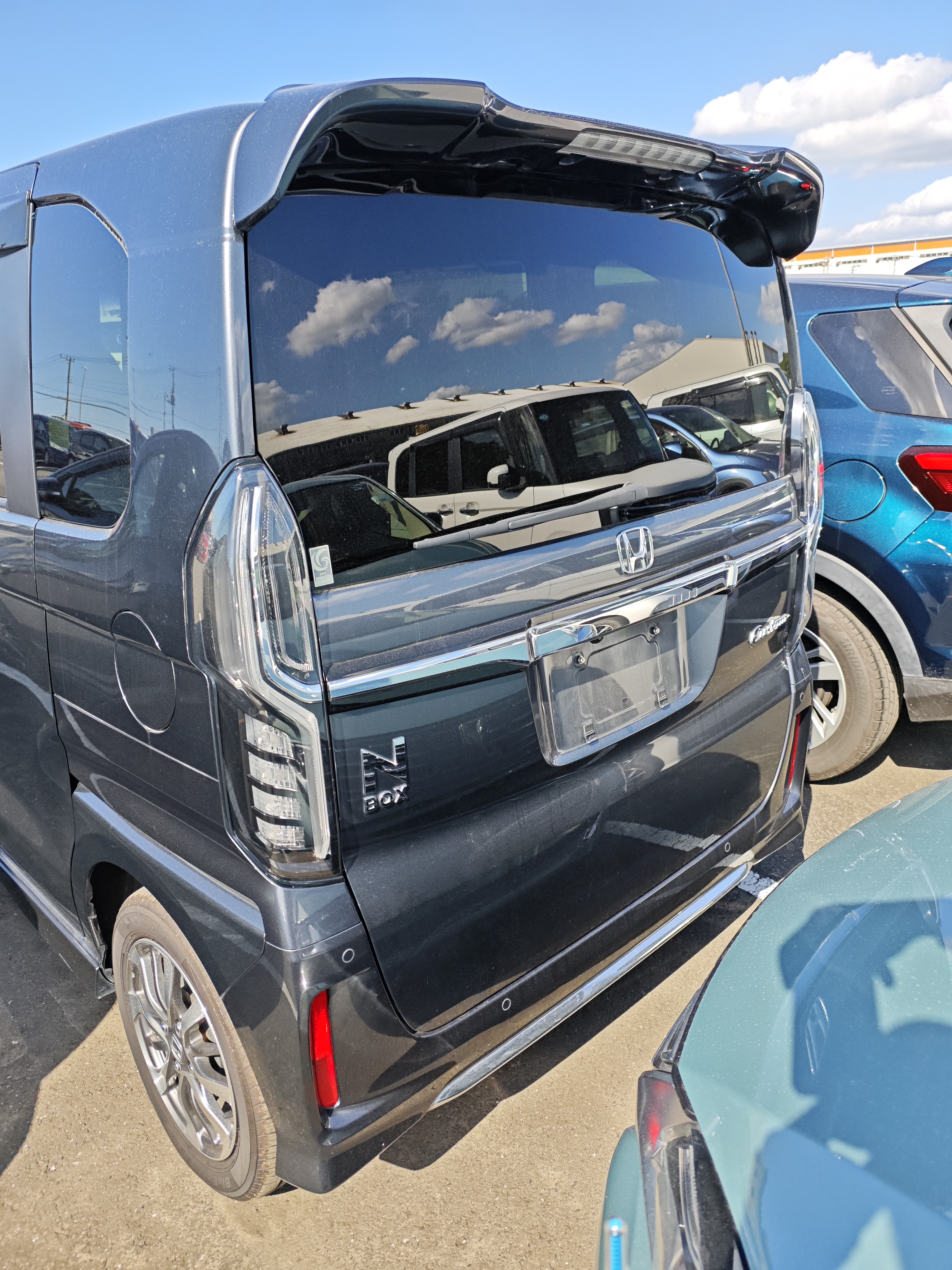HONDA N-BOX