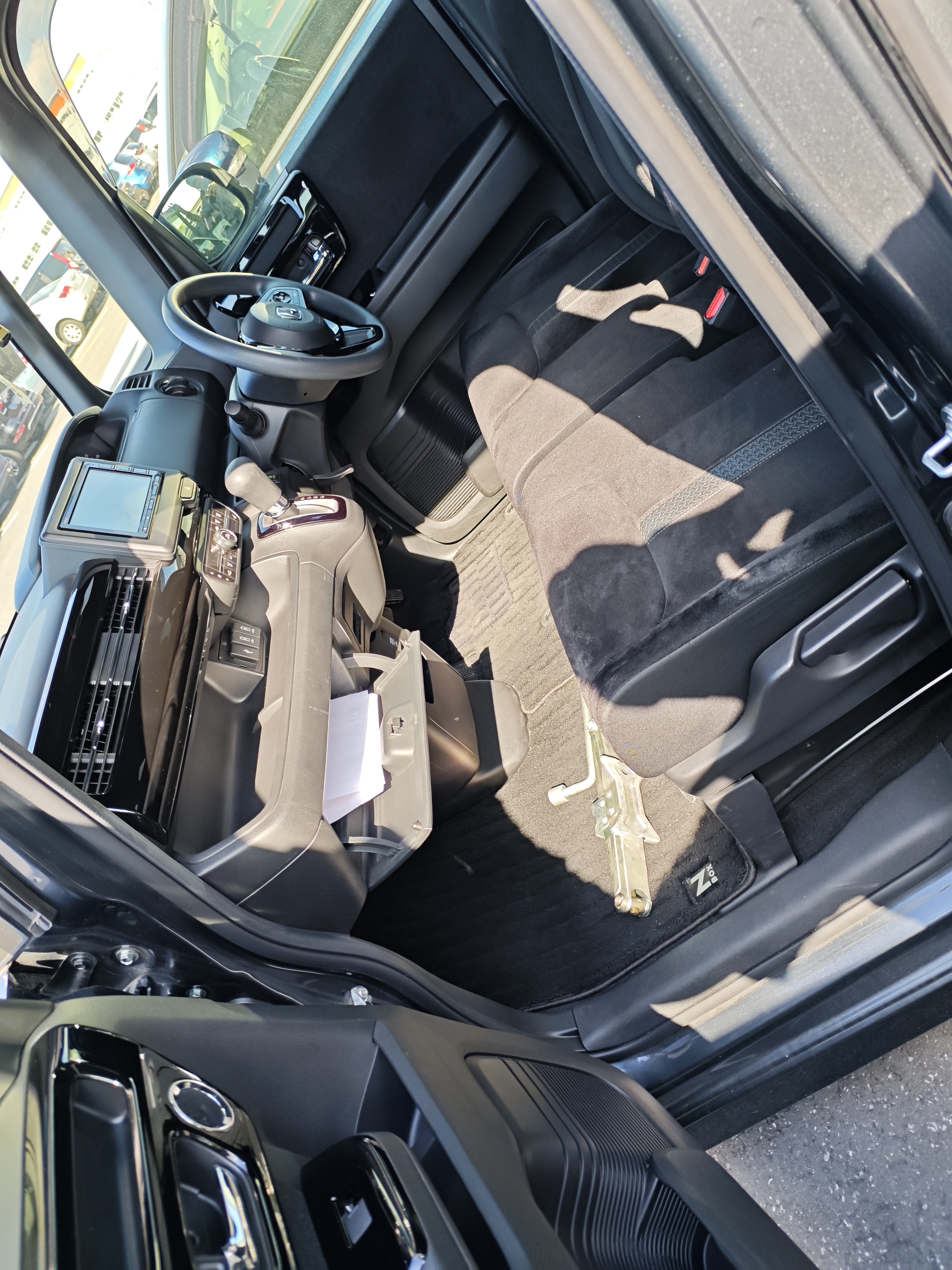 HONDA N-BOX
