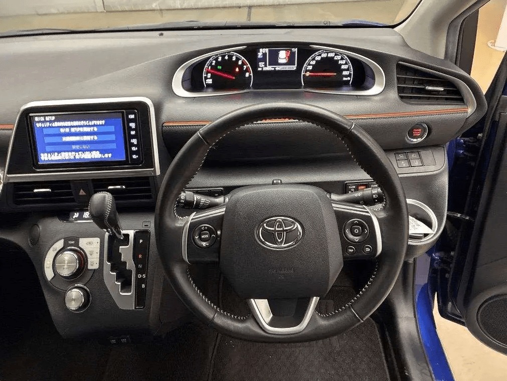 Toyota Sienta