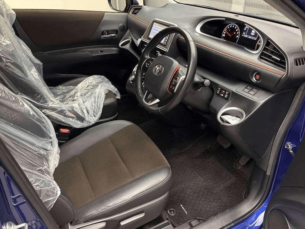 Toyota Sienta